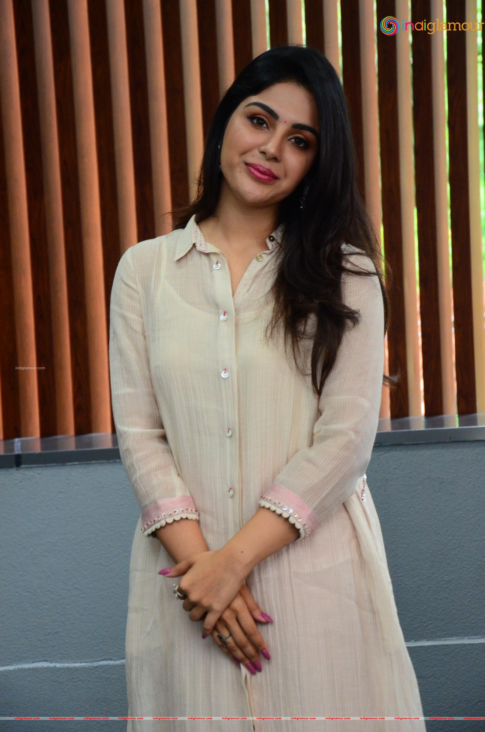 Samyuktha Menon Actress hd photo