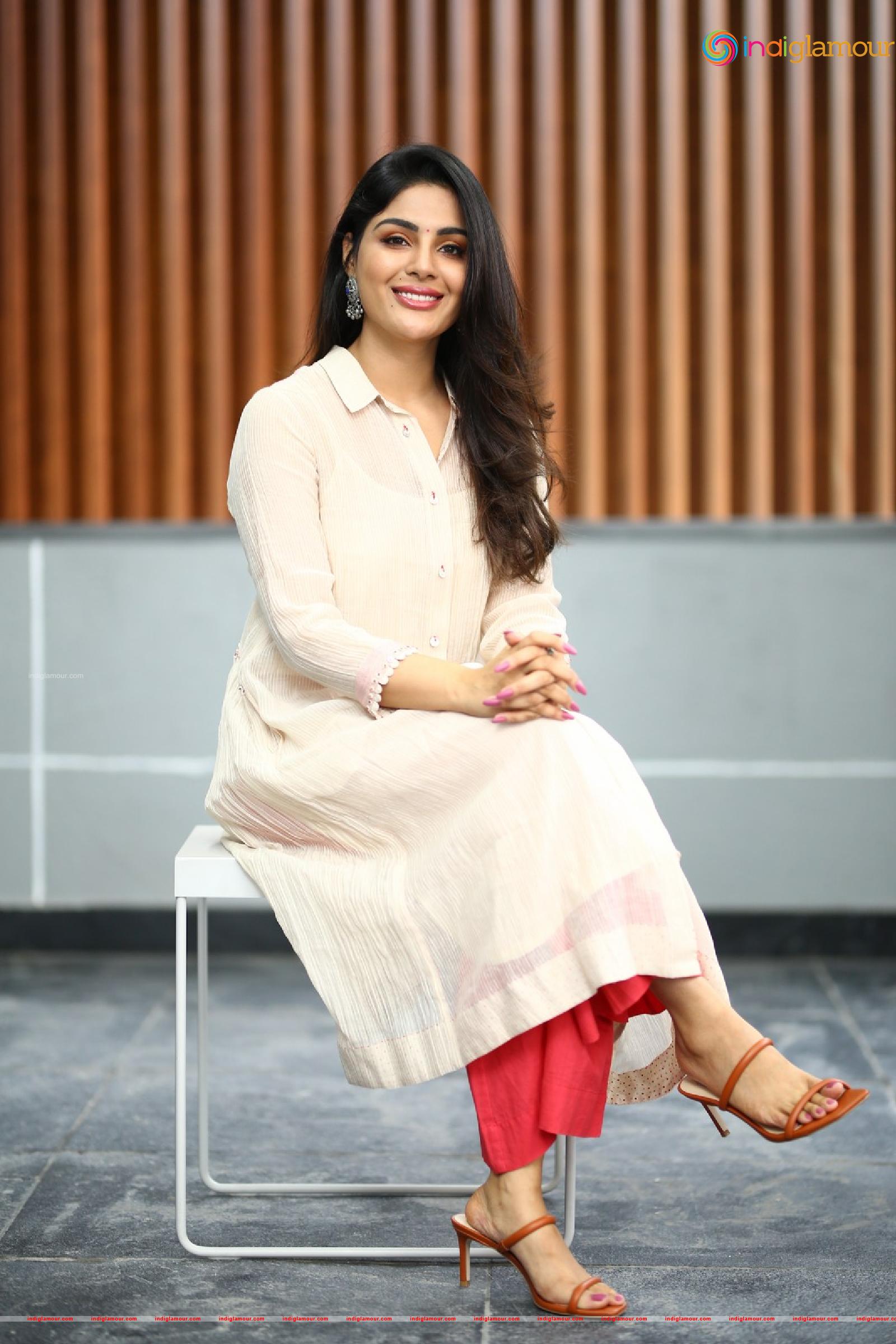 Samyuktha Menon Actress hd photo