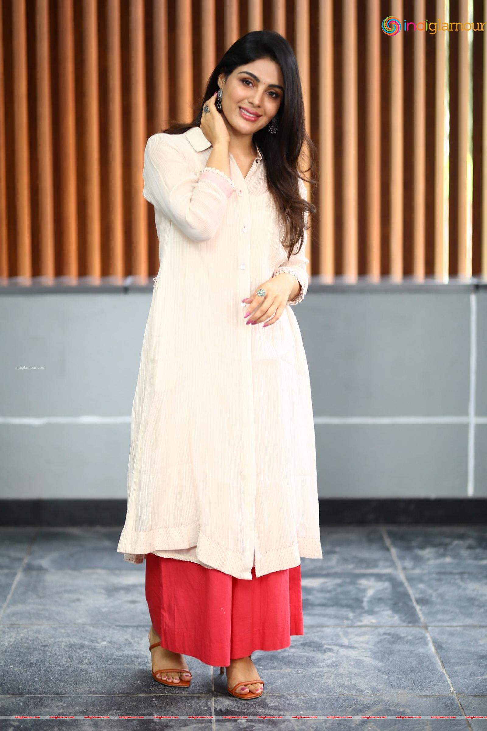 Samyuktha Menon Actress hd photo