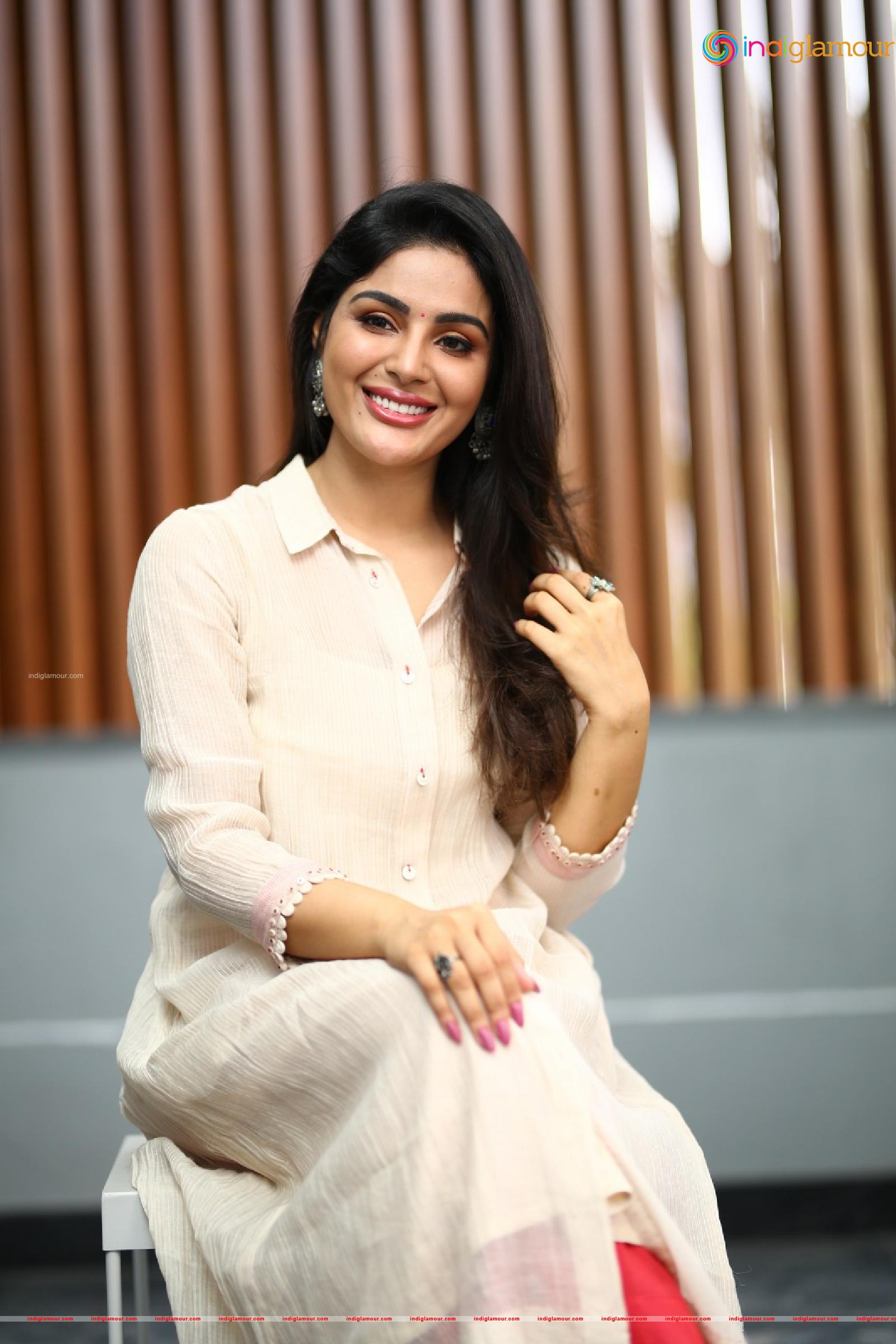 Samyuktha Menon Actress hd photo