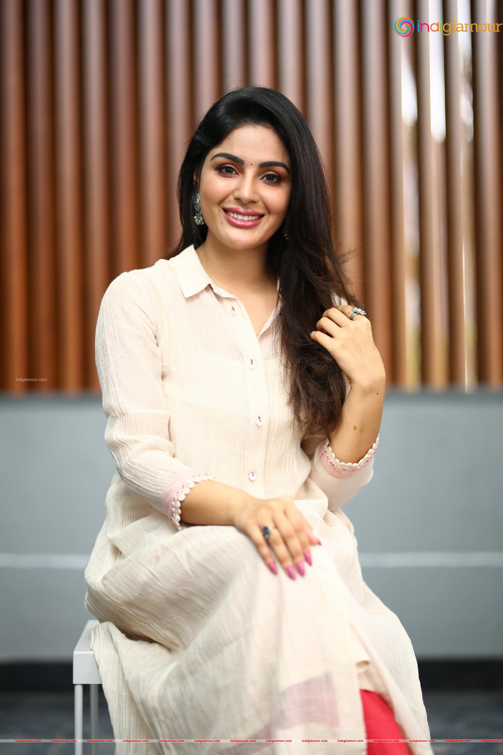 Samyuktha Menon Actress hd photo