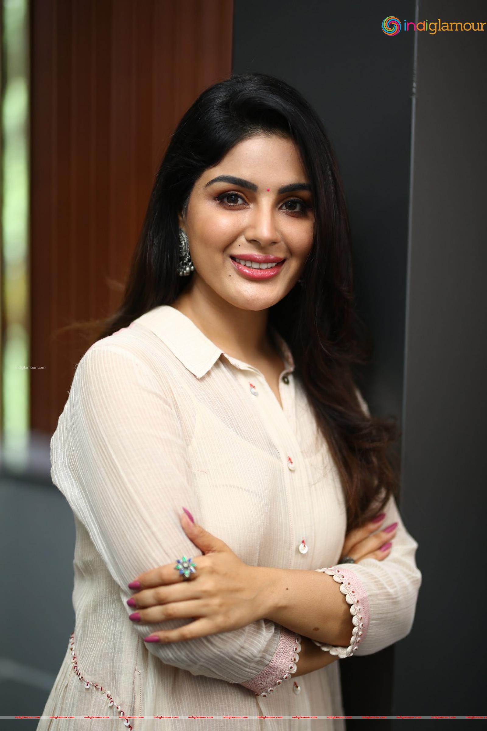 Samyuktha Menon Actress hd photo