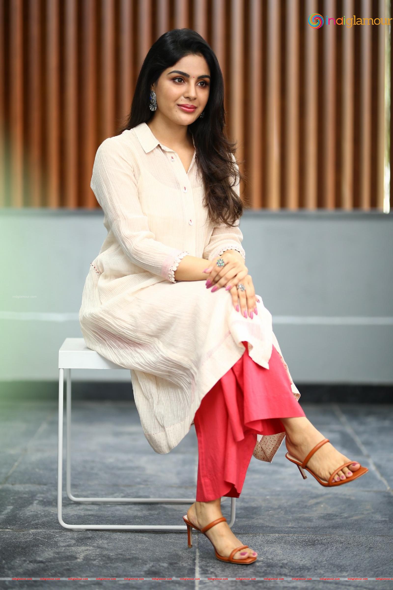 Samyuktha Menon Actress hd photo
