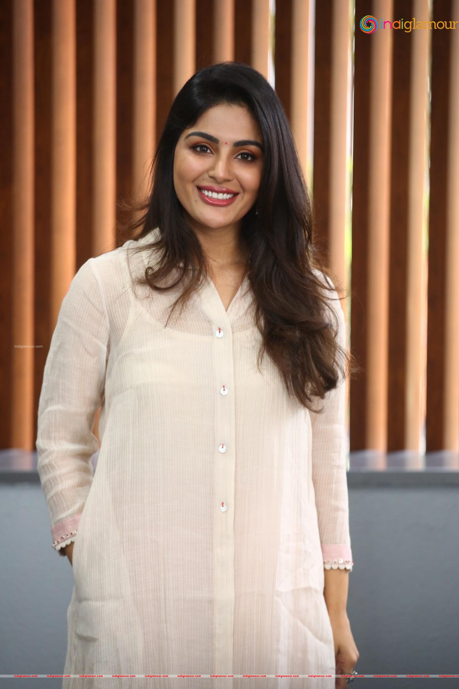 Samyuktha Menon Actress hd photo