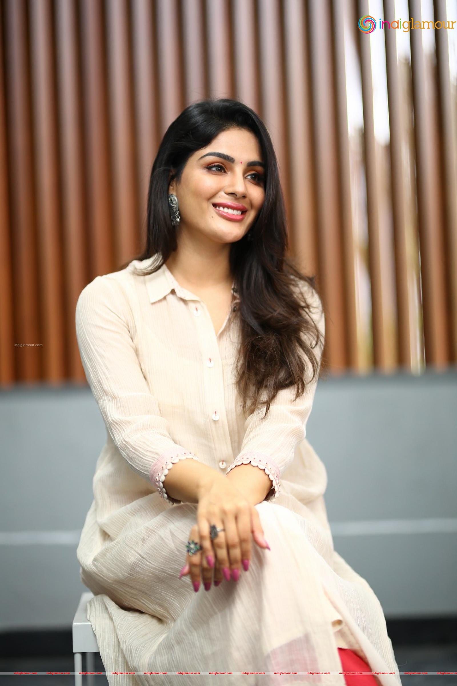 Samyuktha Menon Actress hd photo