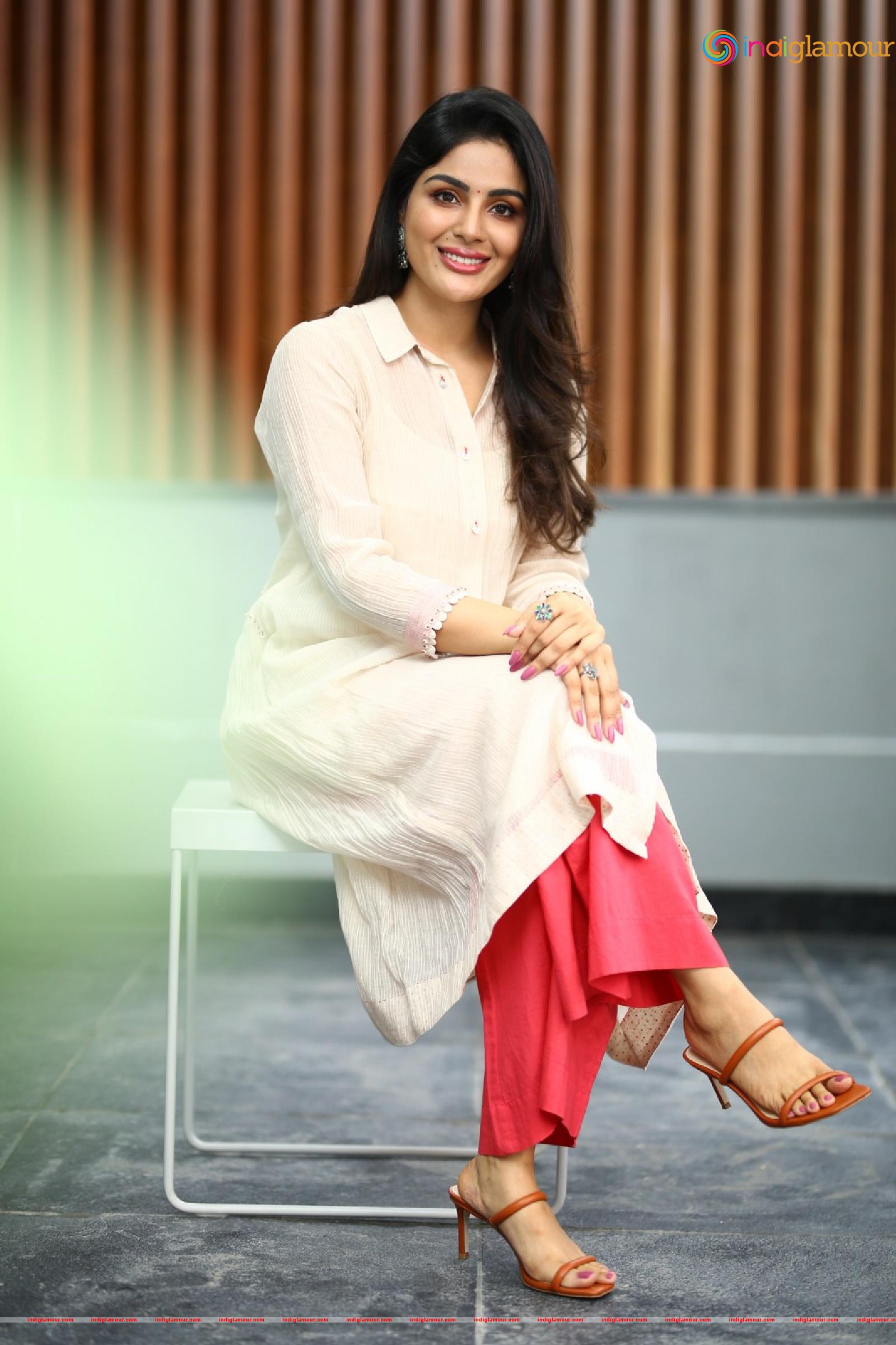 Samyuktha Menon Actress hd photo