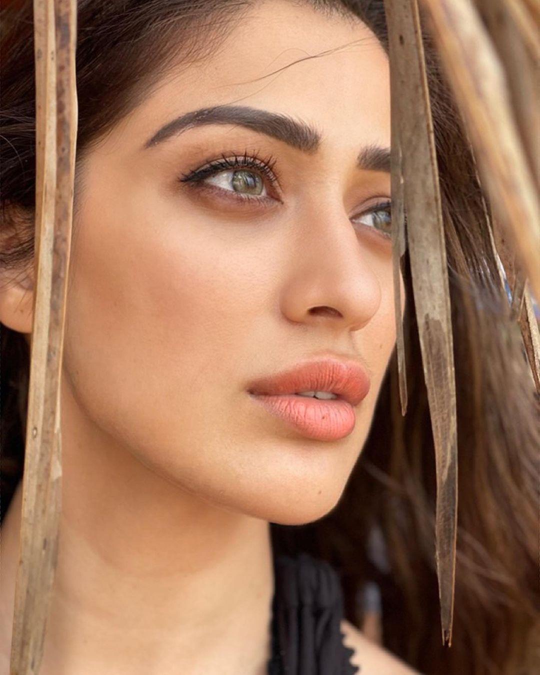 Raai Laxmi Actress hd photo