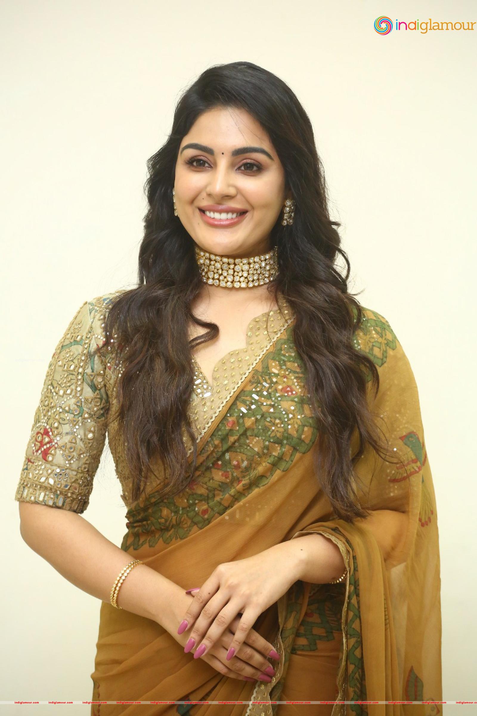 Samyuktha Menon Actress hd photo
