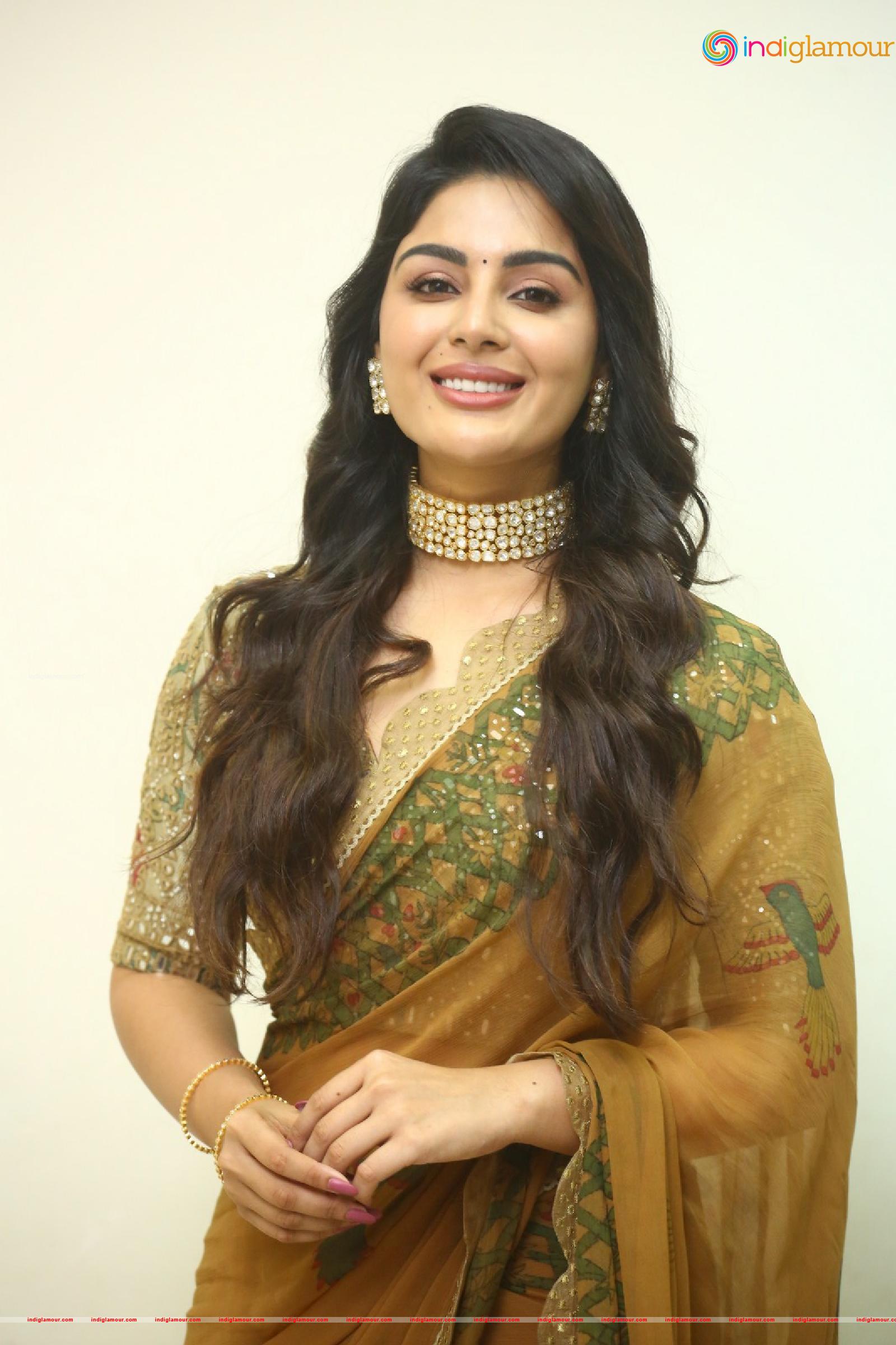 Samyuktha Menon Actress hd photo