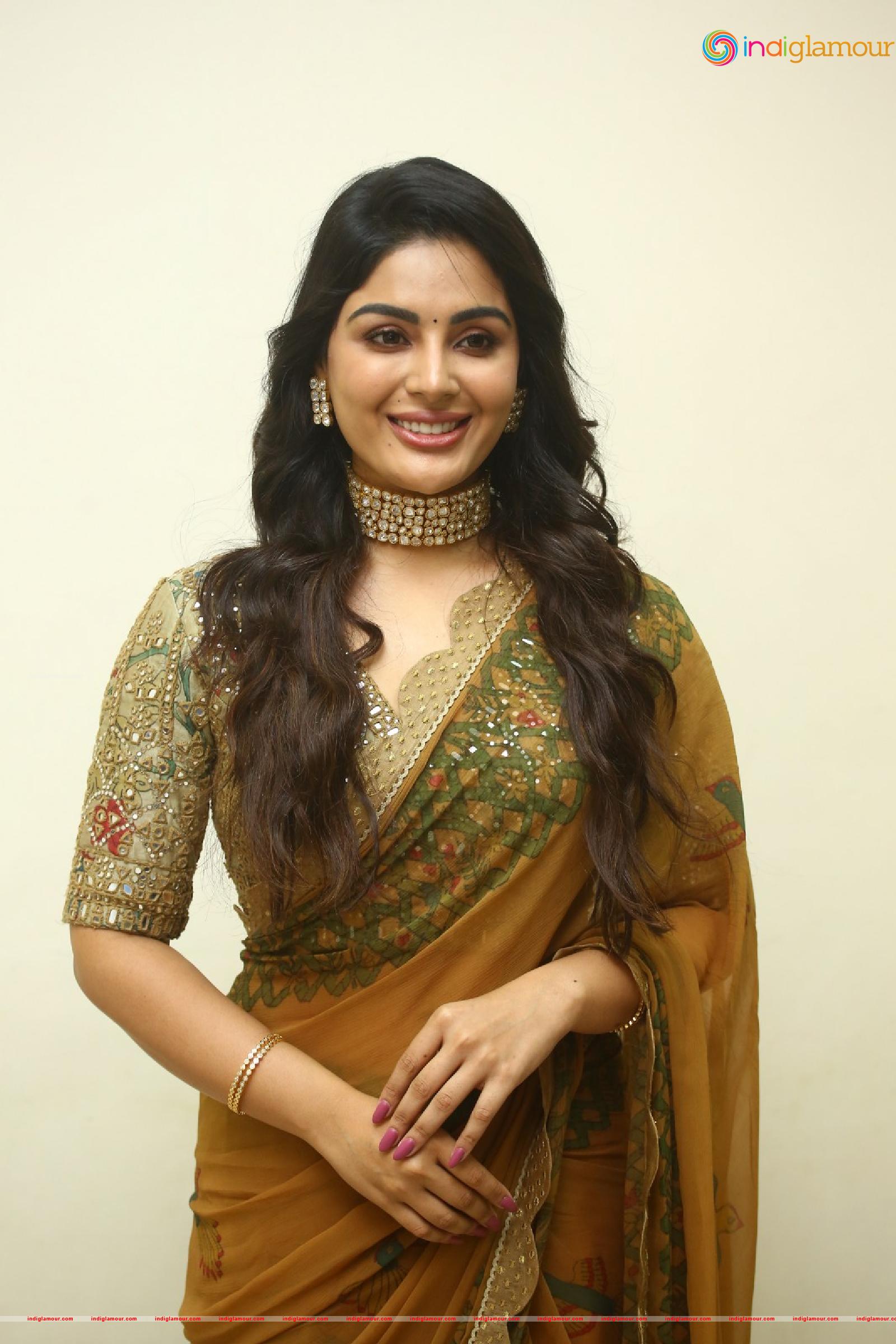 Samyuktha Menon Actress hd photo