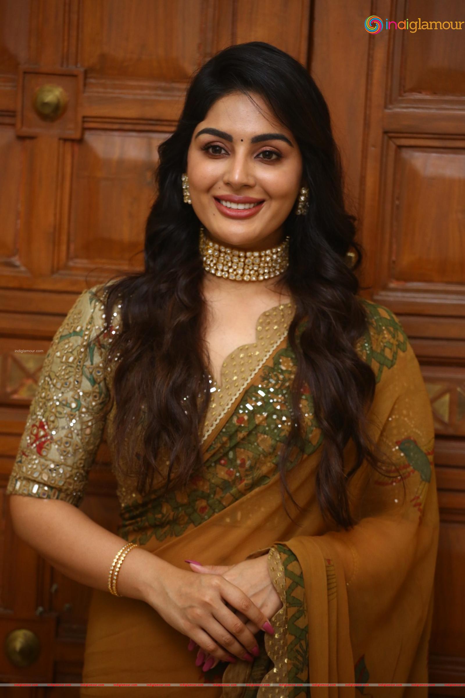 Samyuktha Menon Actress hd photo