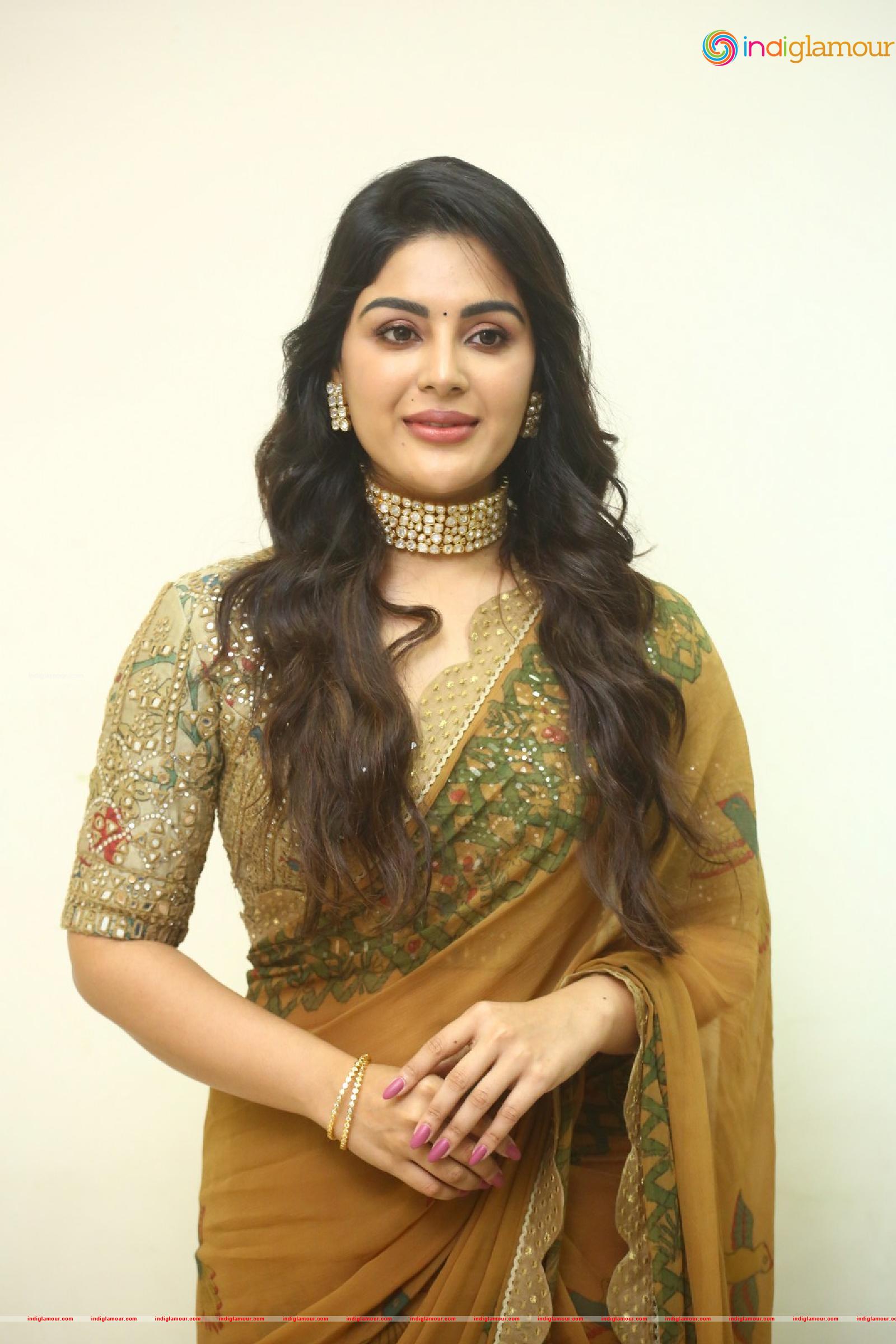 Samyuktha Menon Actress hd photo