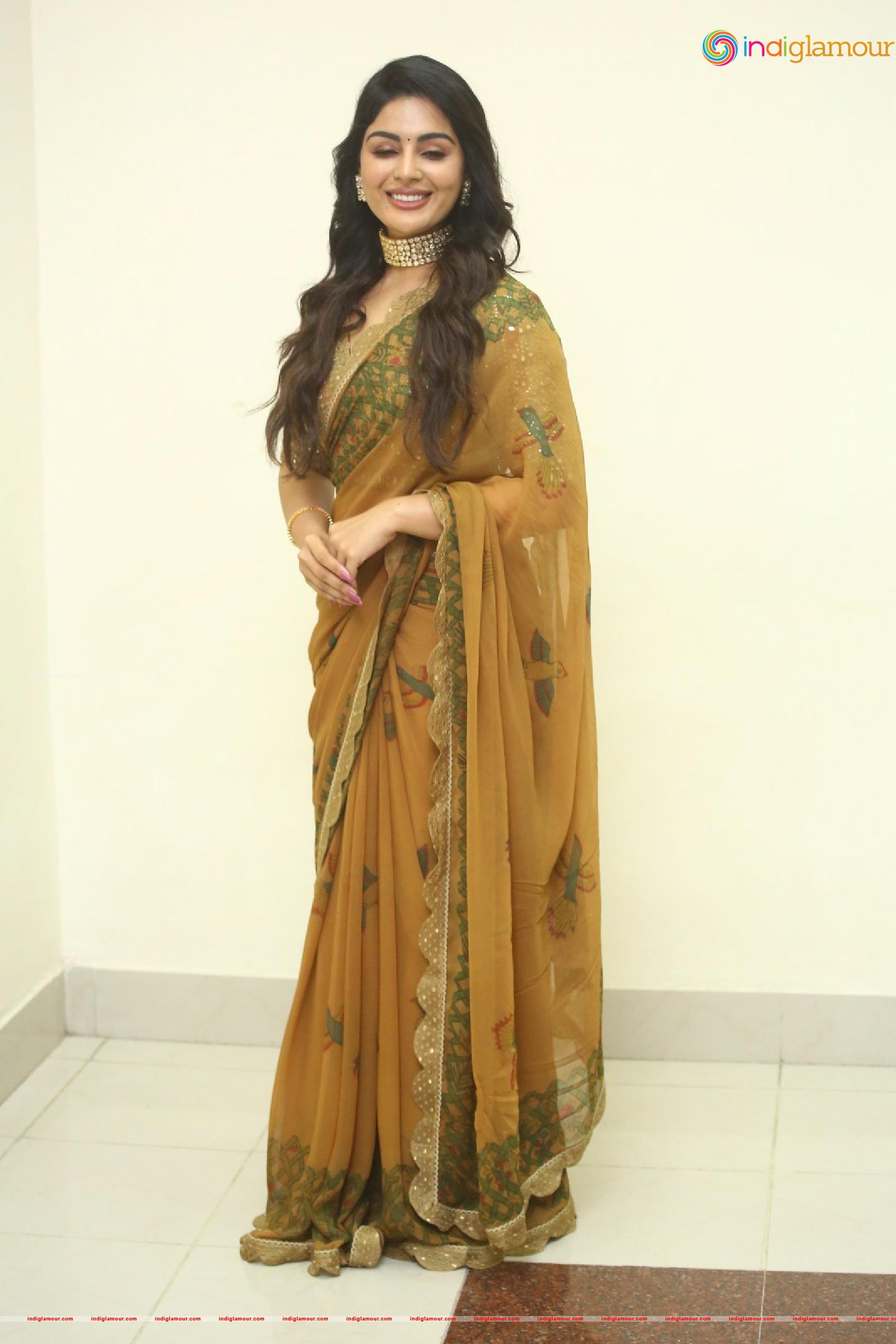 Samyuktha Menon Actress hd photo