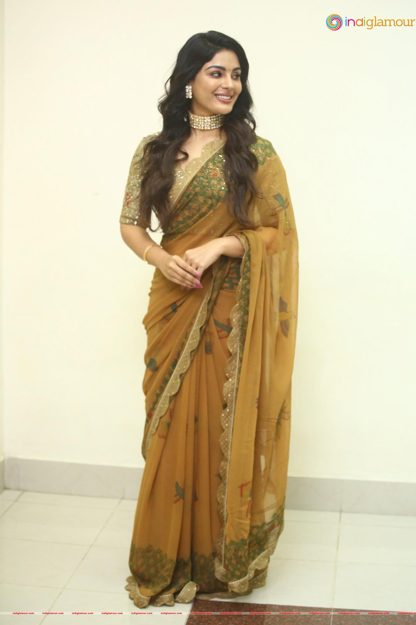 Samyuktha Menon Actress hd photo
