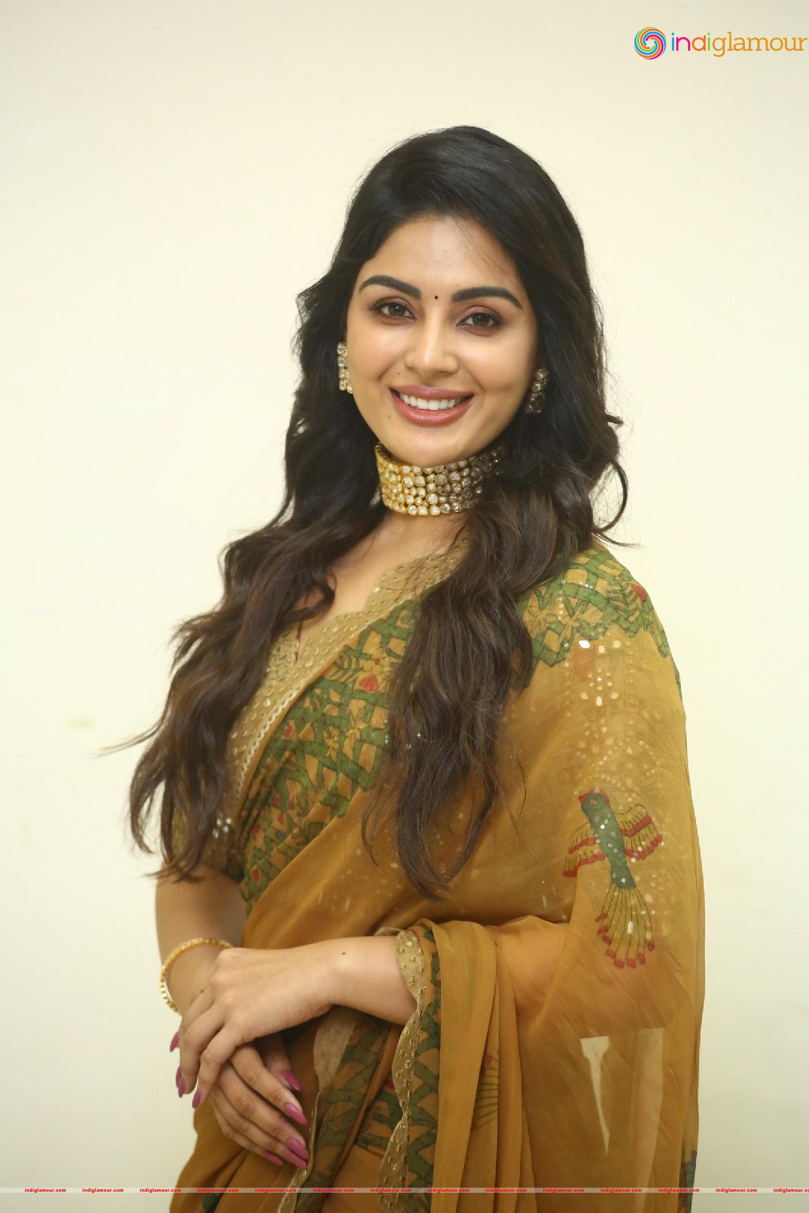 Samyuktha Menon Actress hd photo