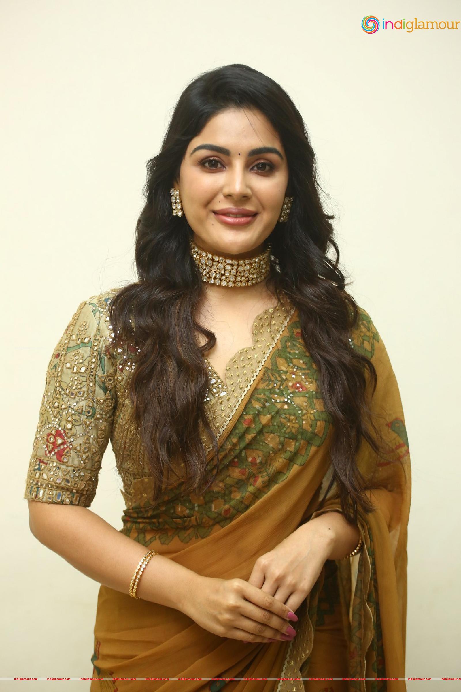 Samyuktha Menon Actress hd photo