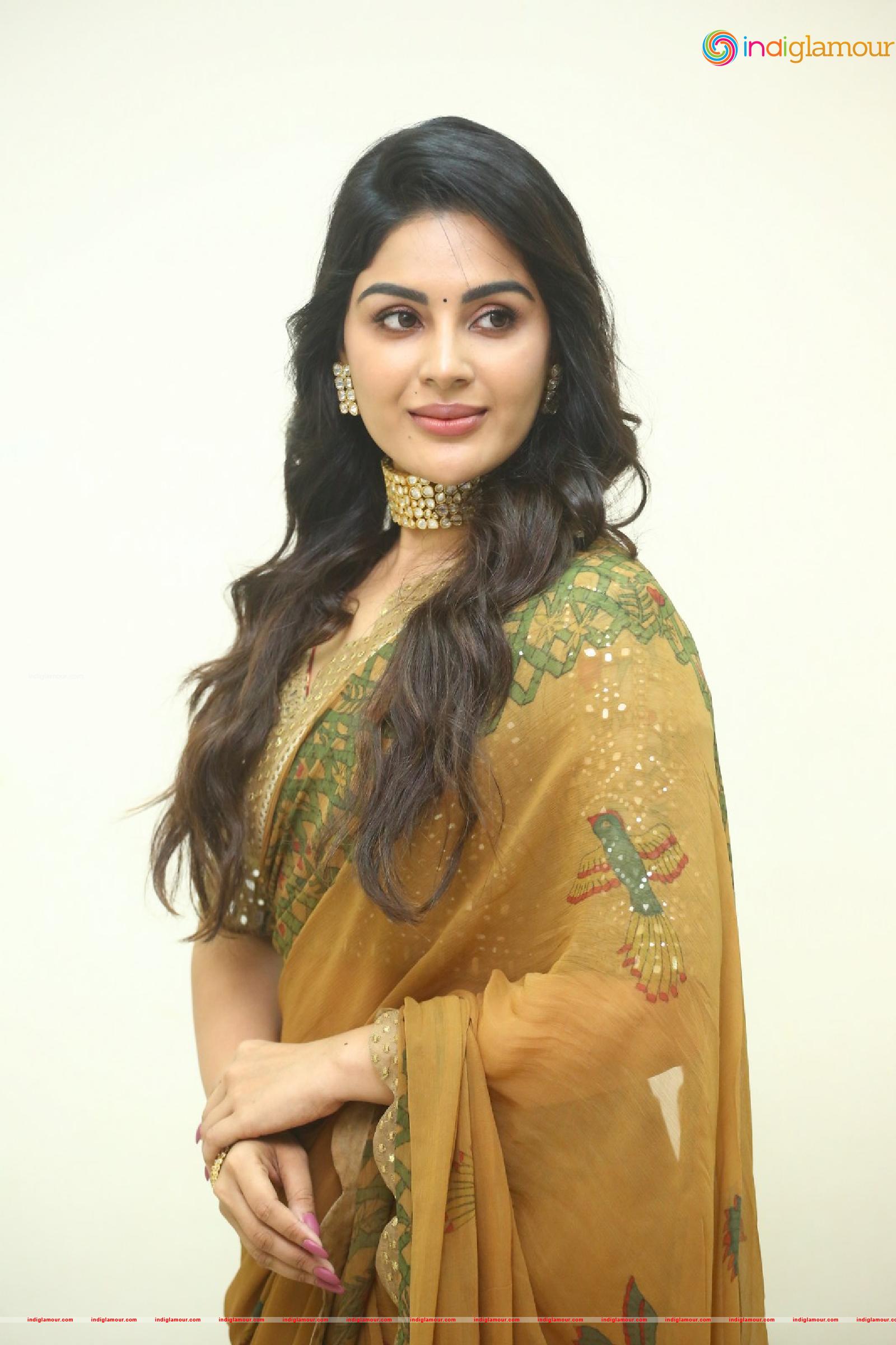 Samyuktha Menon Actress hd photo