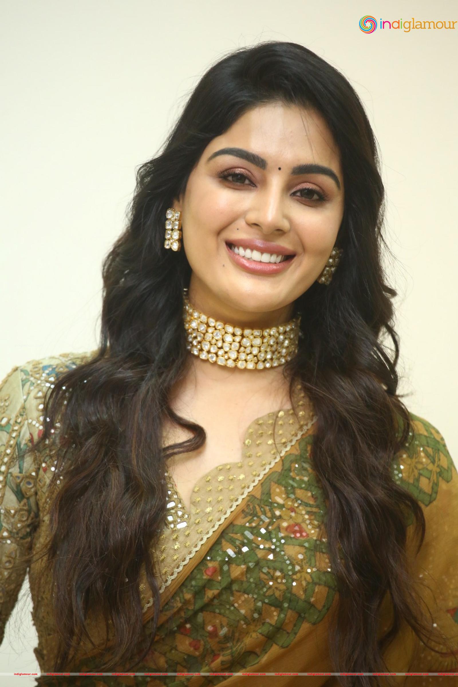 Samyuktha Menon Actress hd photo