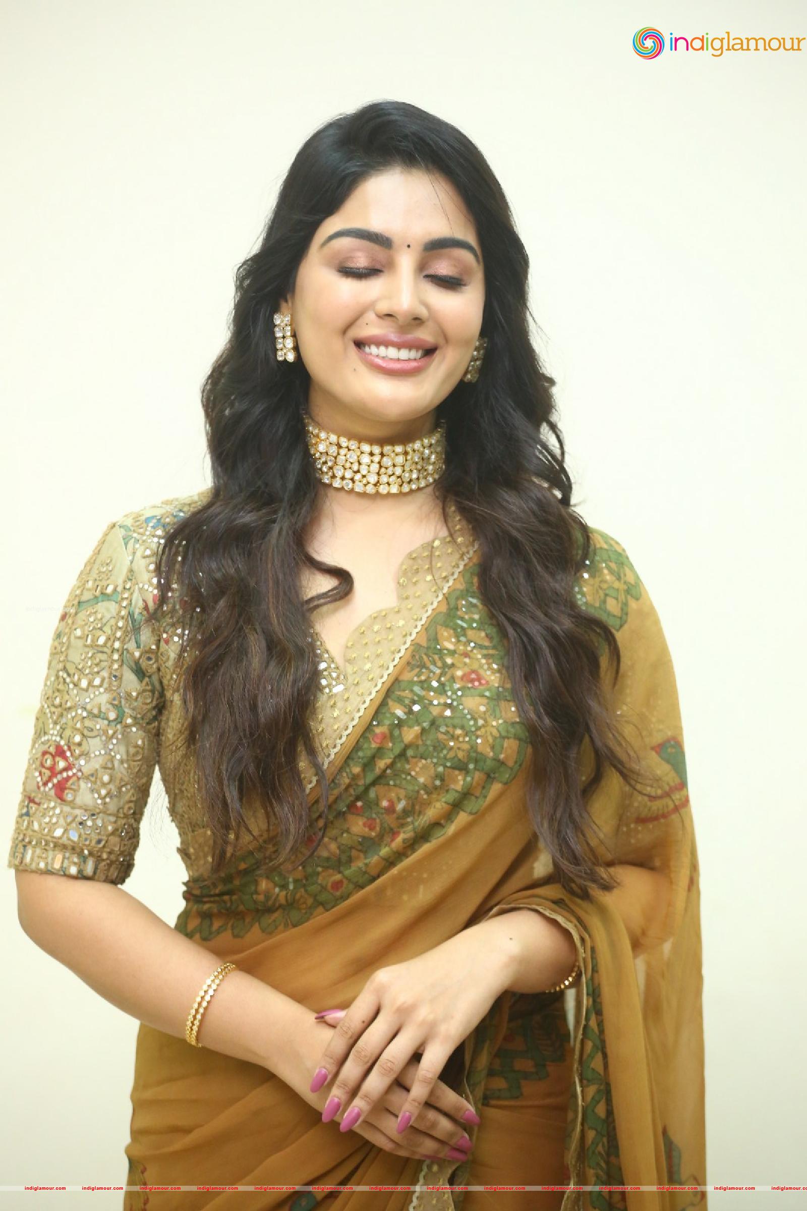 Samyuktha Menon Actress hd photo