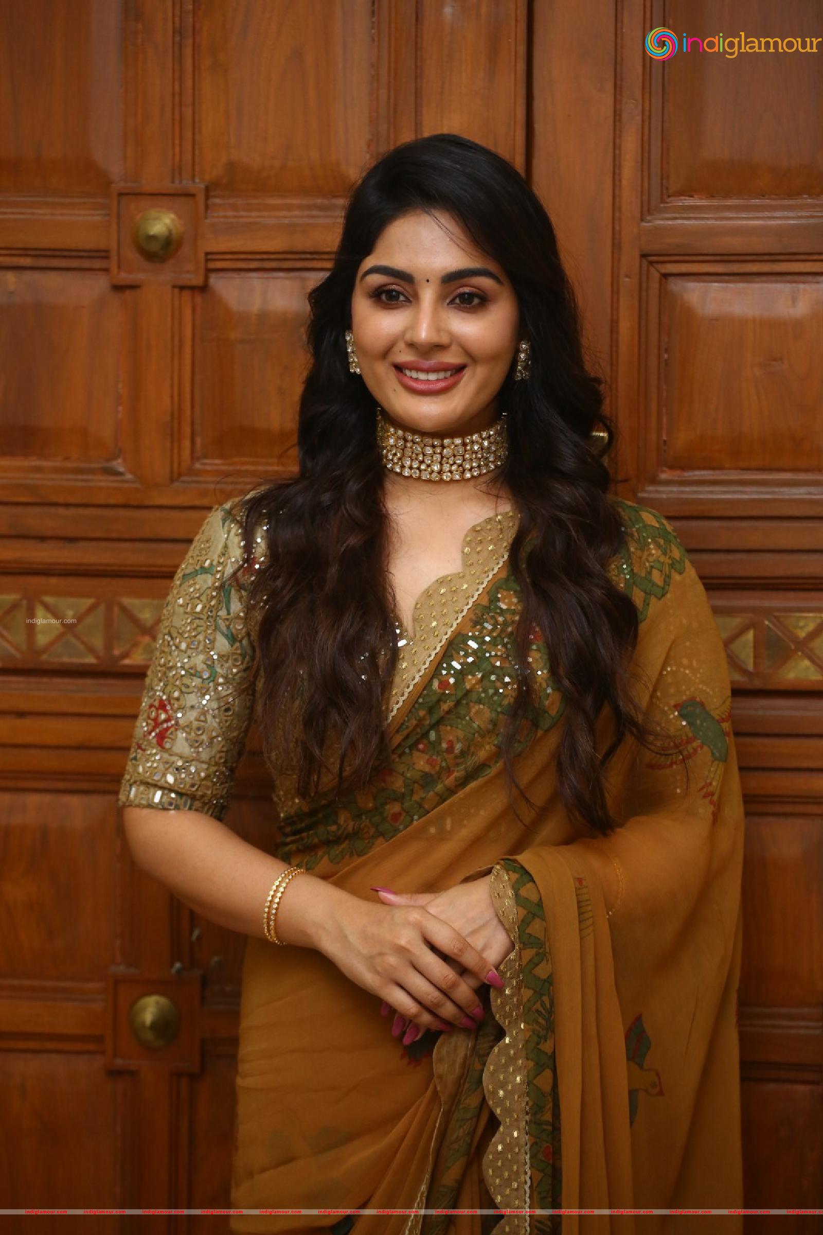 Samyuktha Menon Actress hd photo