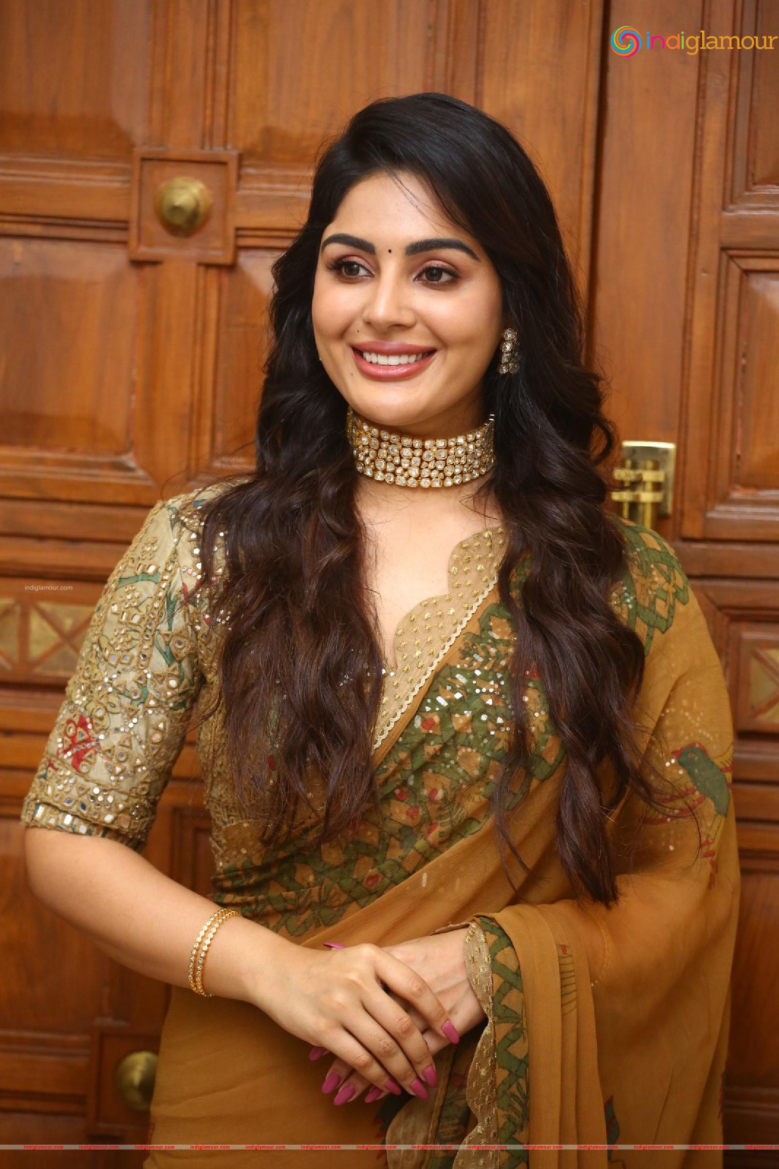 Samyuktha Menon Actress hd photo