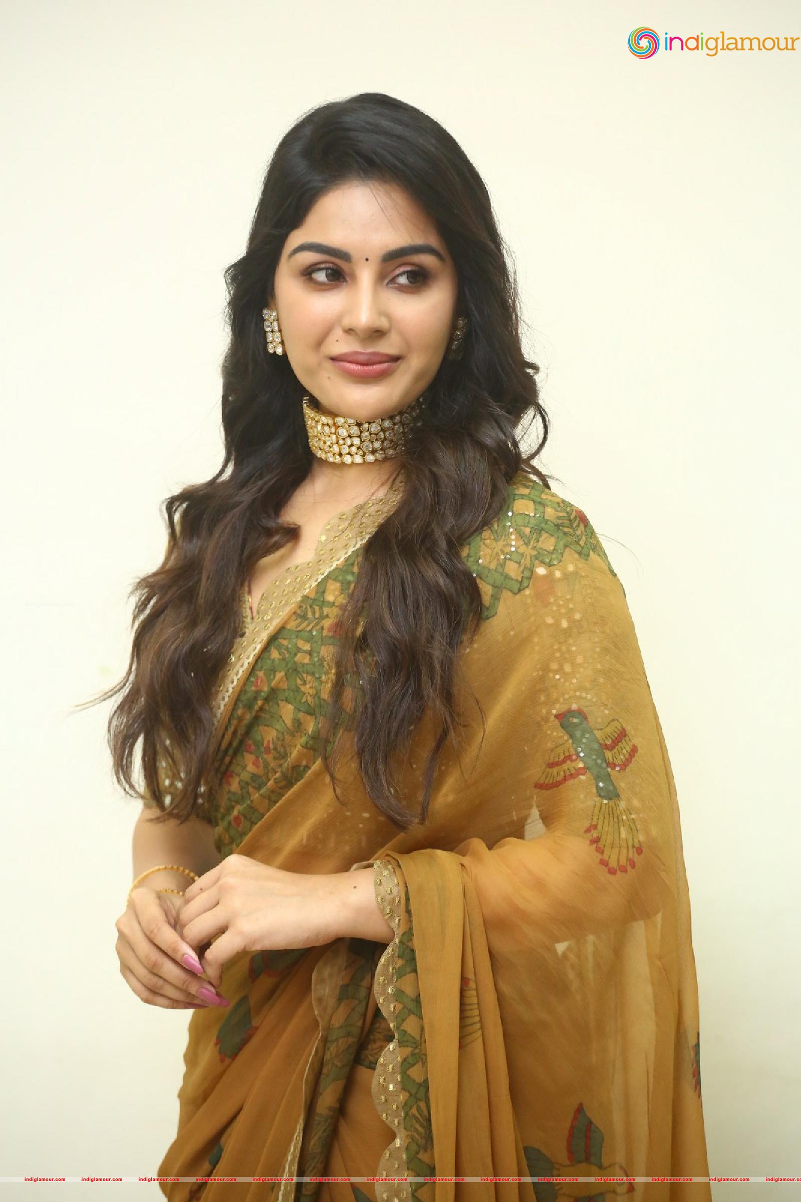 Samyuktha Menon Actress hd photo
