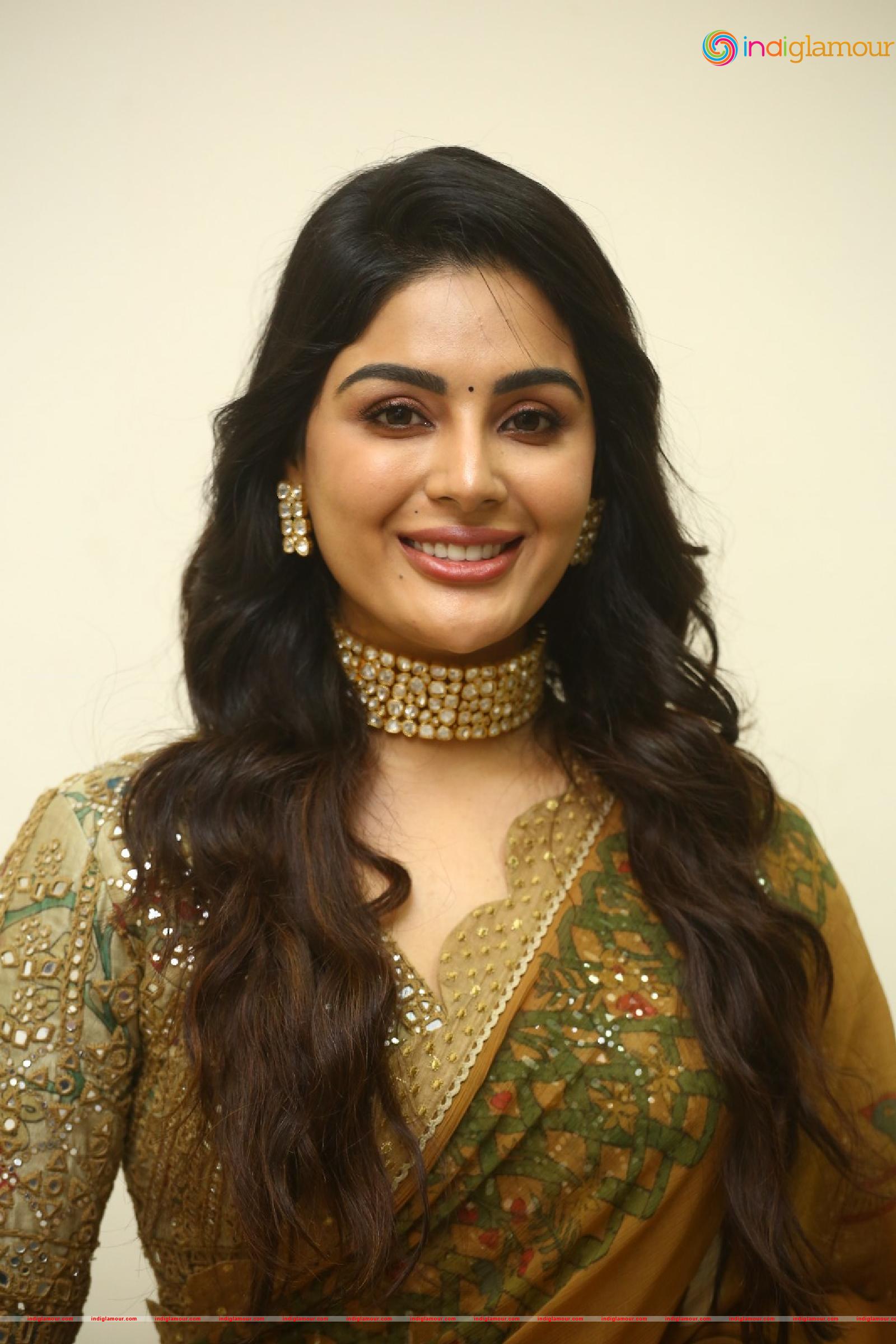 Samyuktha Menon Actress hd photo