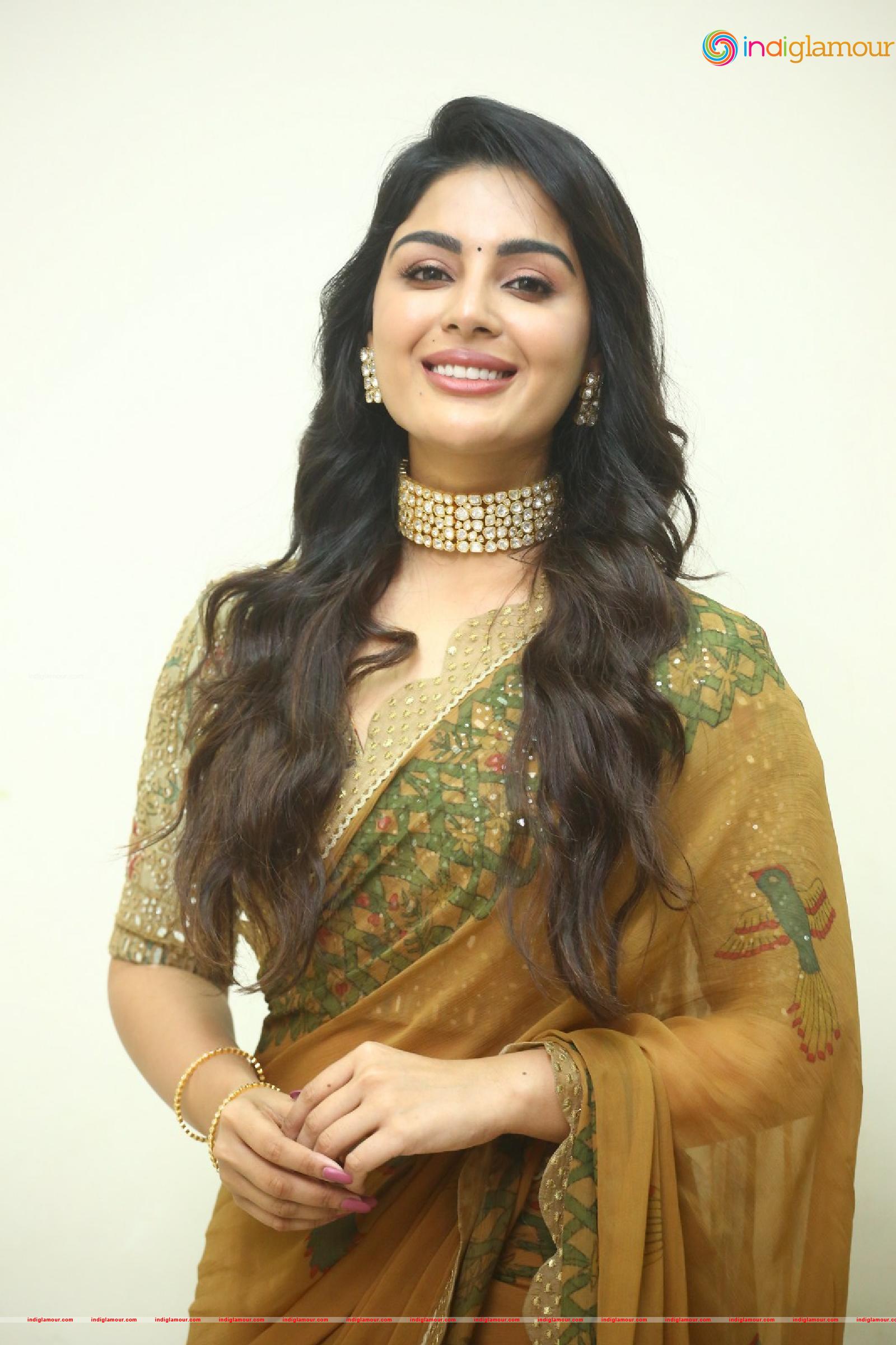Samyuktha Menon Actress hd photo