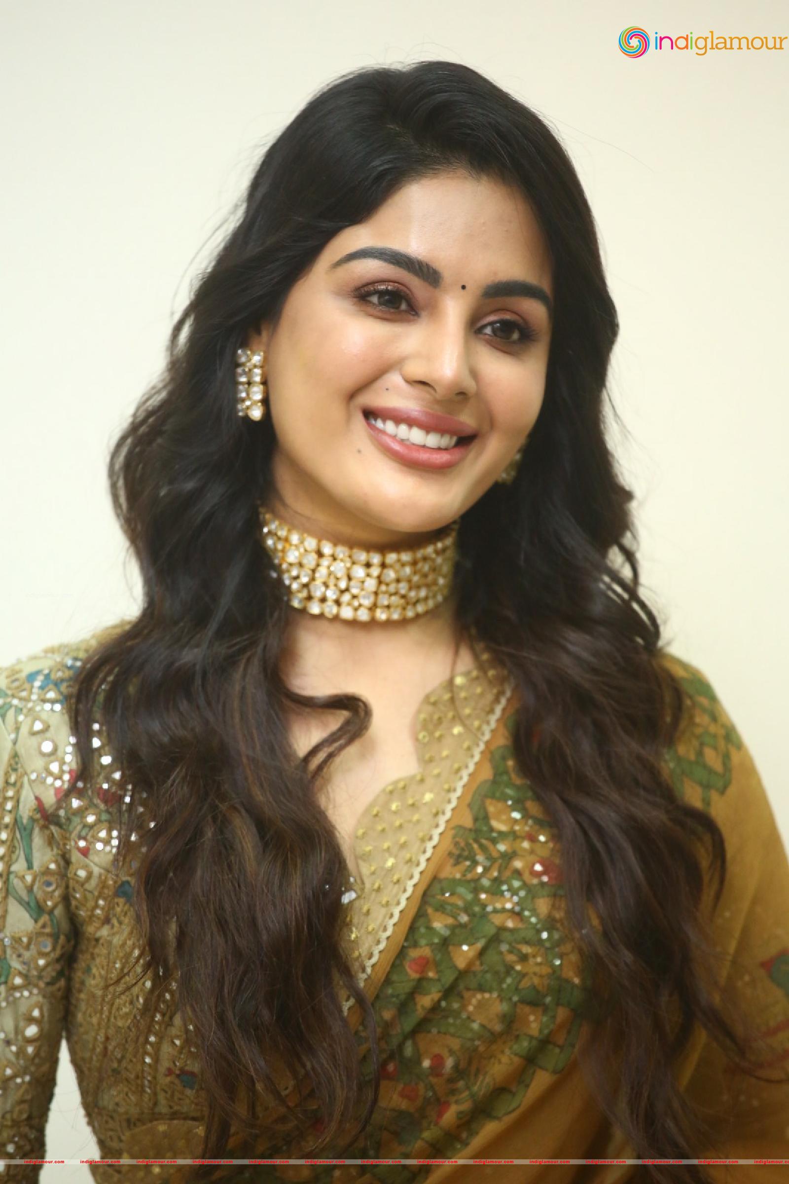 Samyuktha Menon Actress hd photo