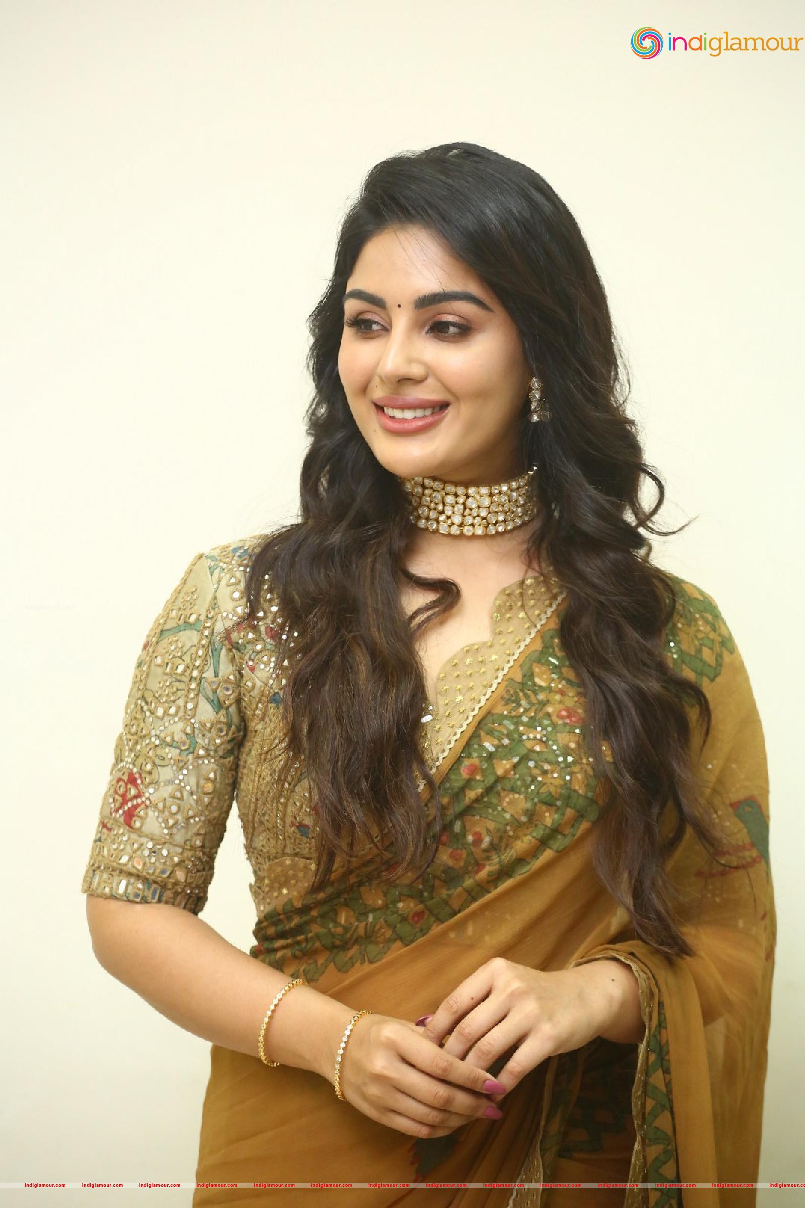 Samyuktha Menon Actress hd photo