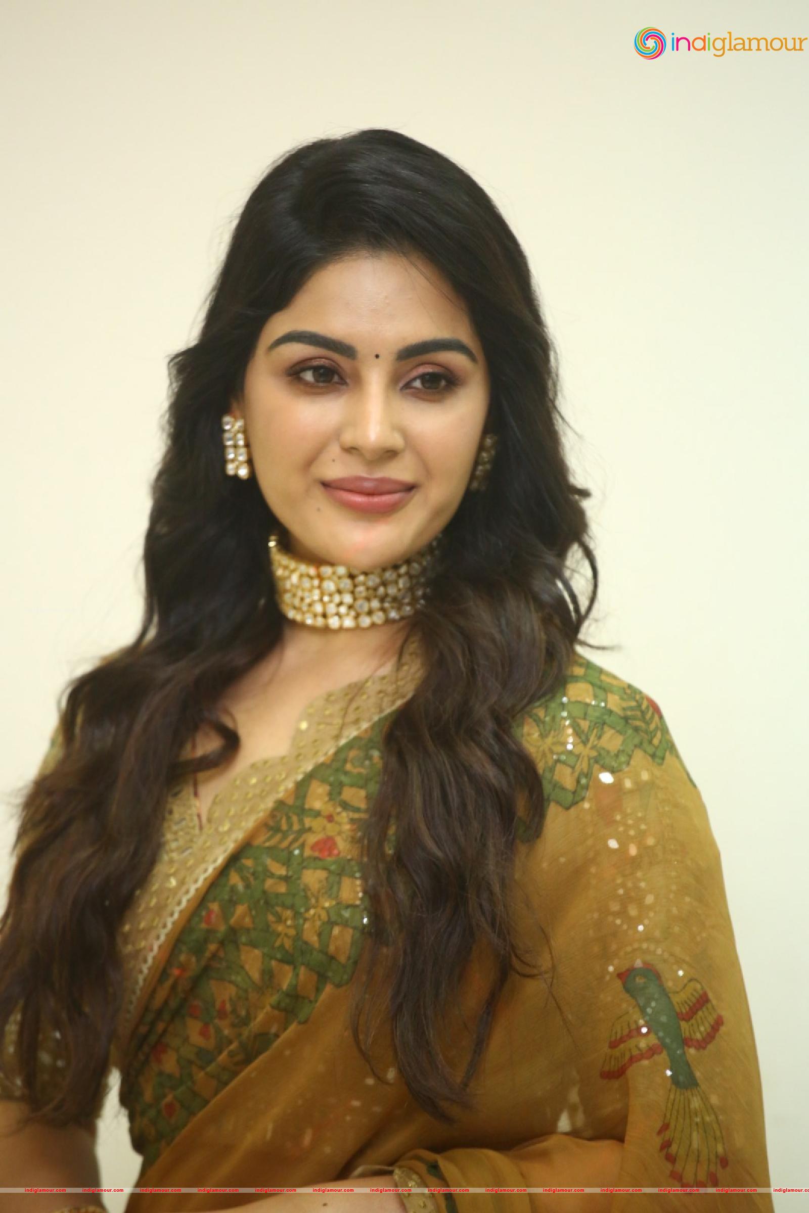 Samyuktha Menon Actress hd photo