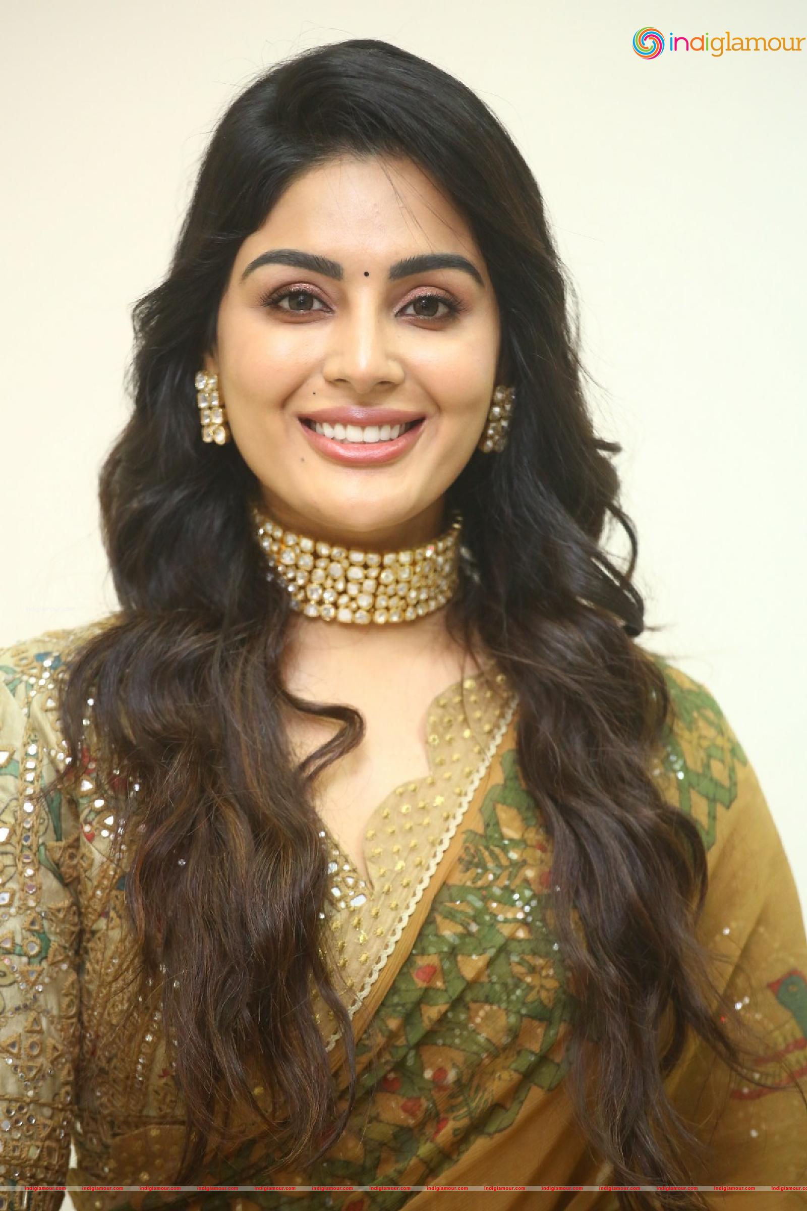 Samyuktha Menon Actress hd photo