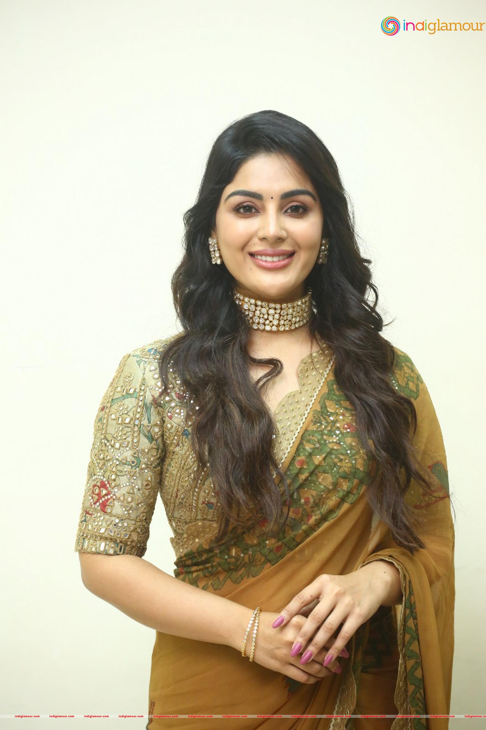 Samyuktha Menon Actress hd photo