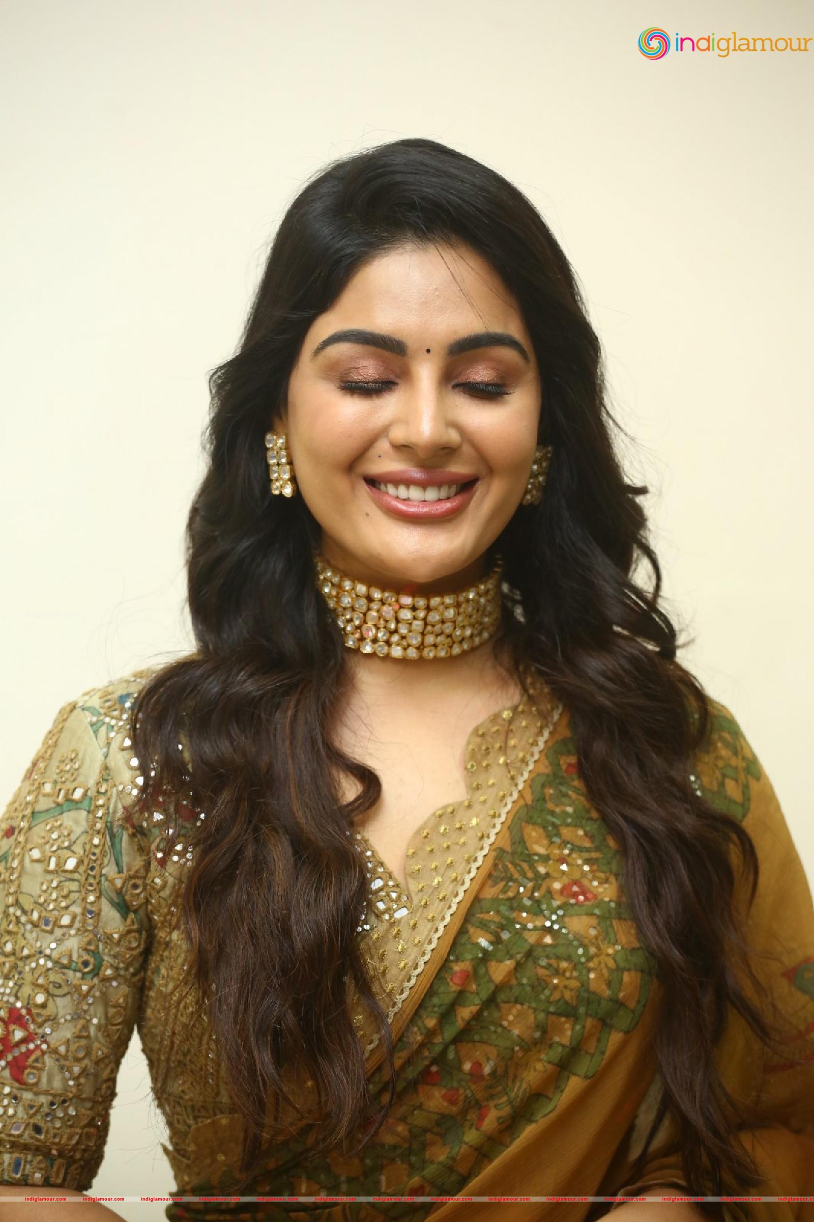 Samyuktha Menon Actress hd photo