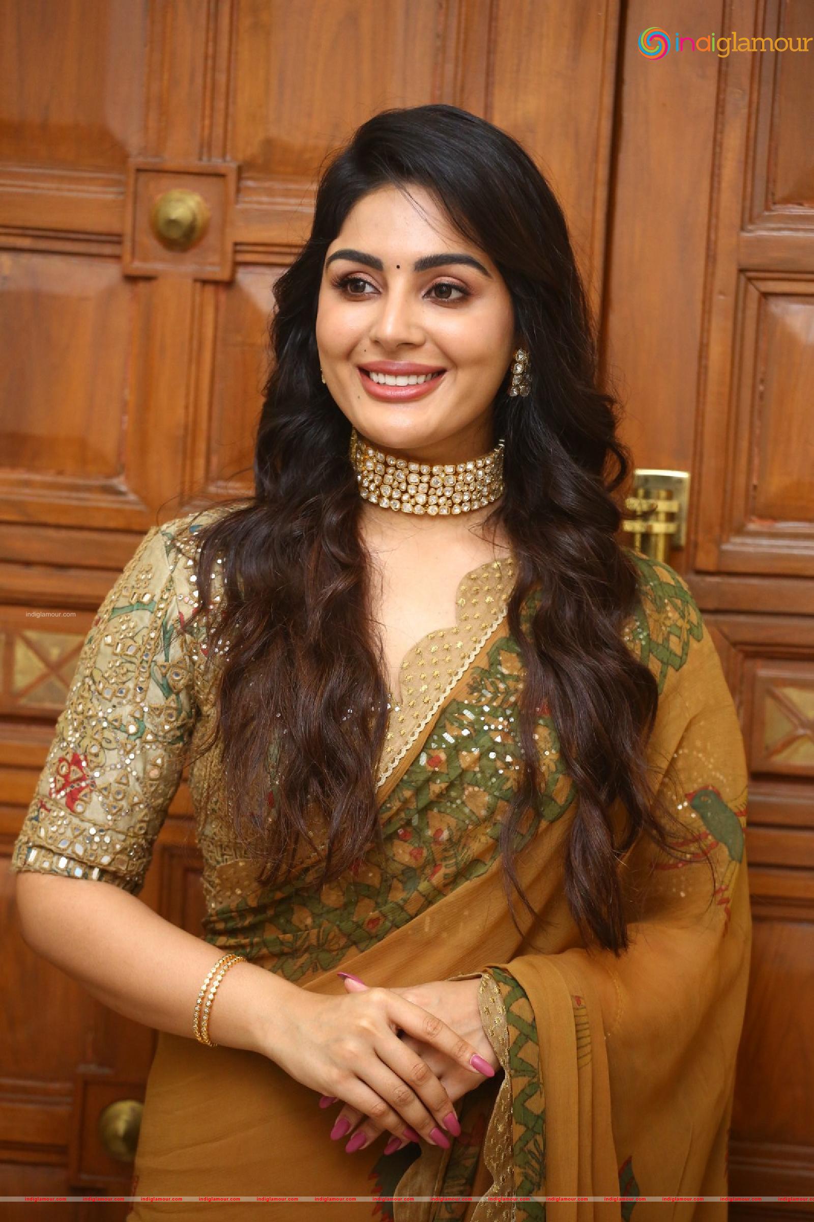 Samyuktha Menon Actress hd photo