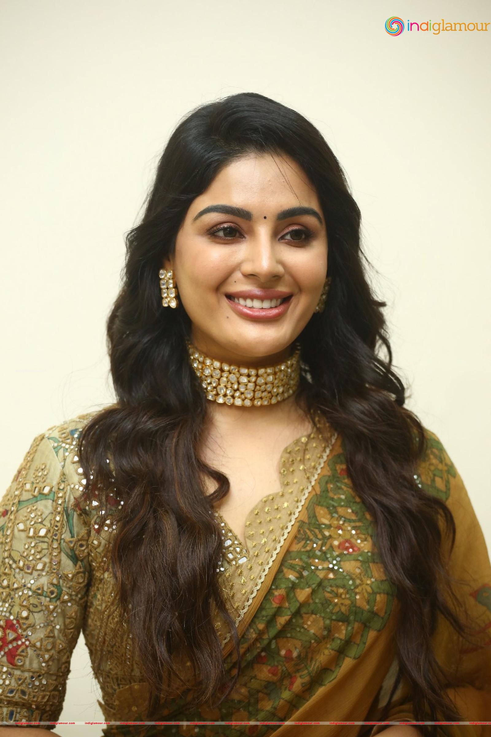 Samyuktha Menon Actress hd photo