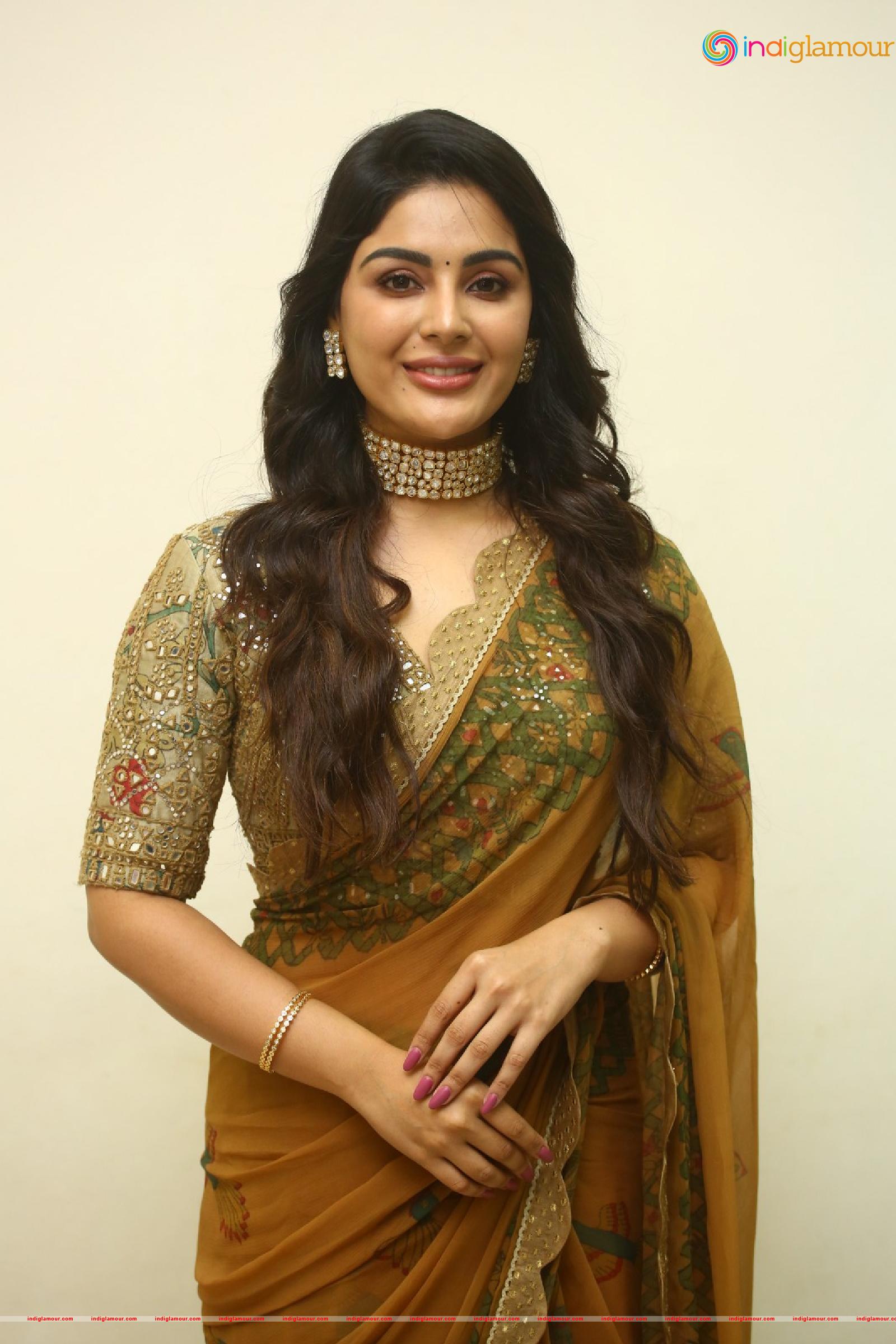 Samyuktha Menon Actress hd photo