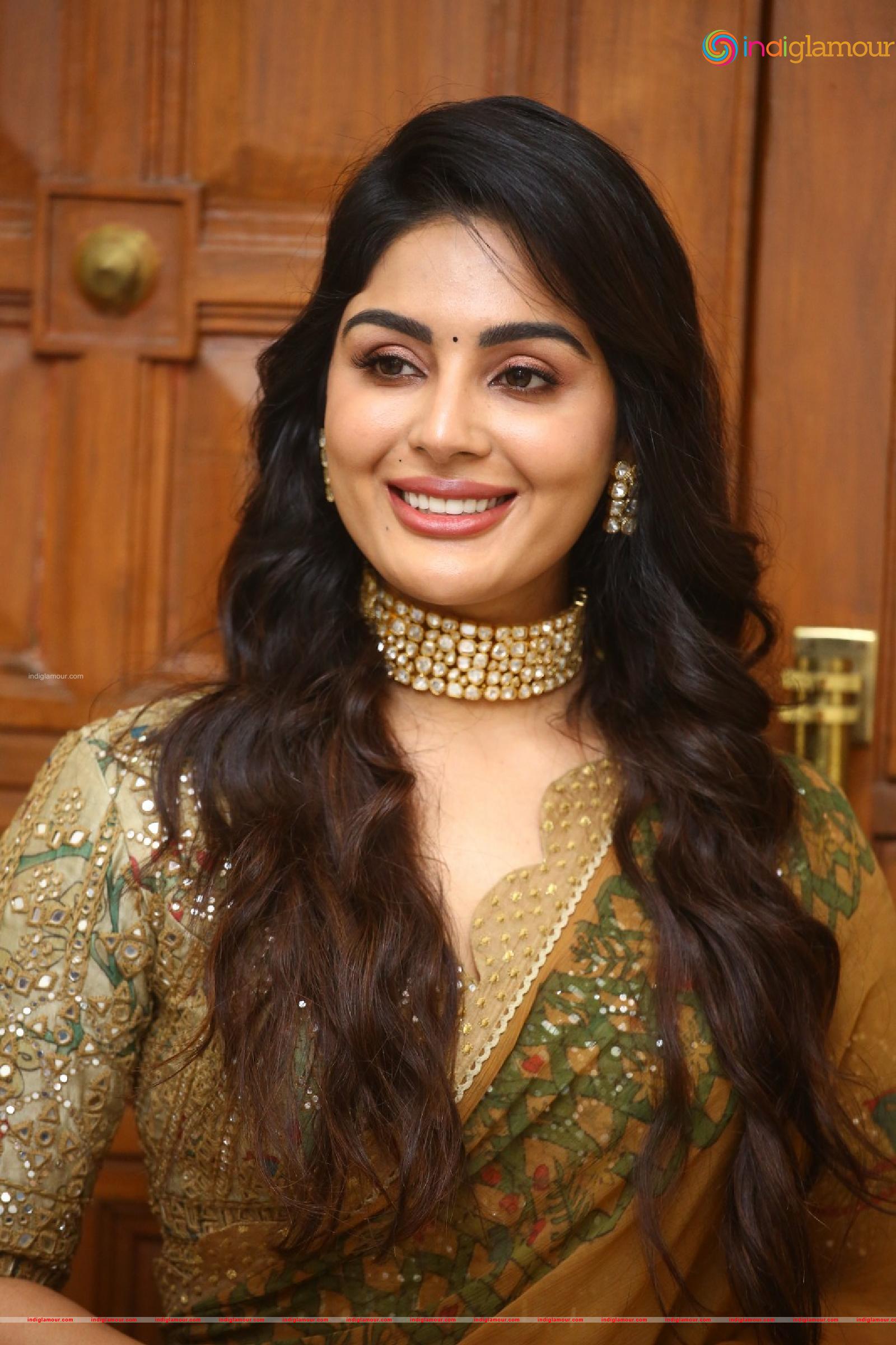 Samyuktha Menon Actress hd photo