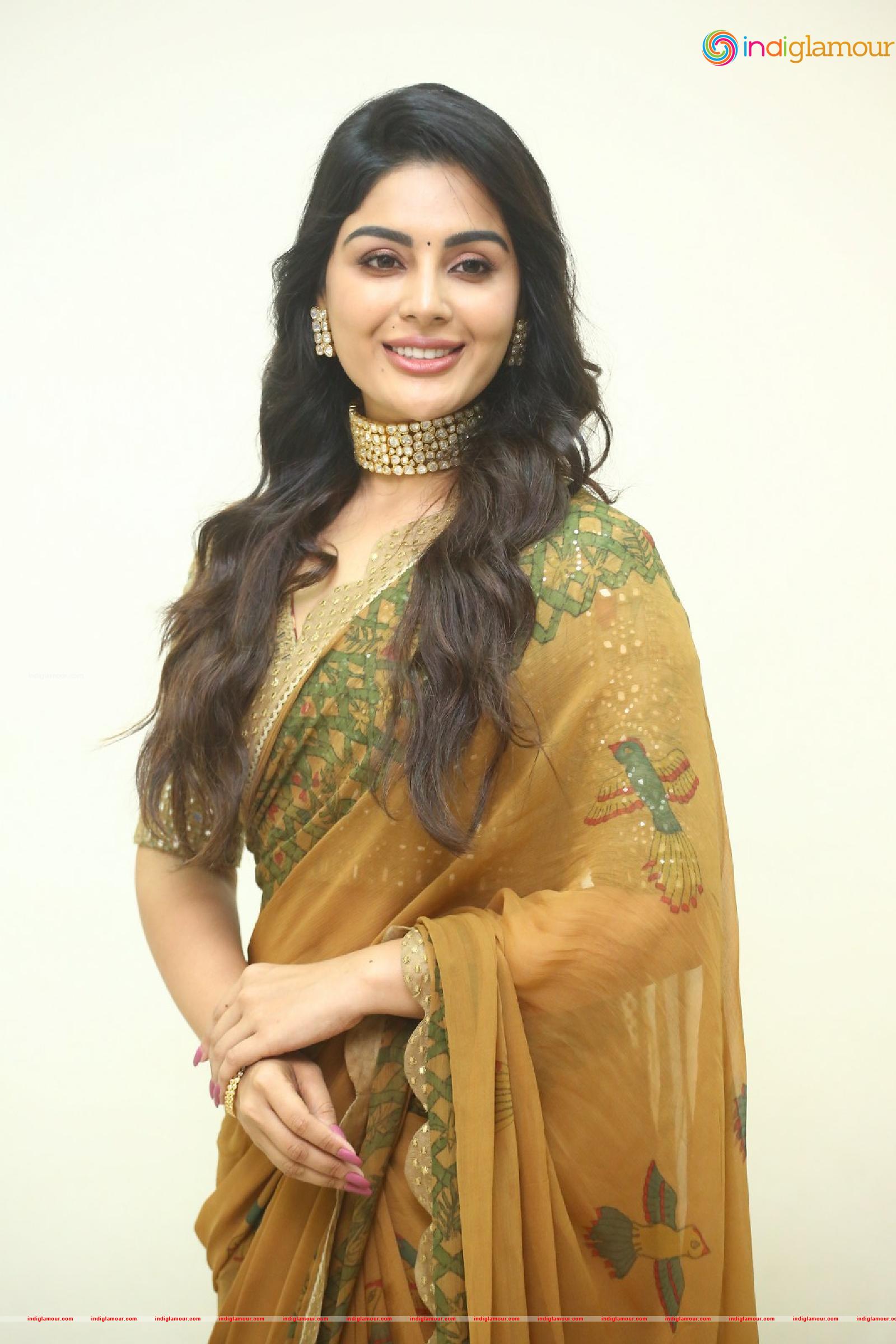 Samyuktha Menon Actress hd photo