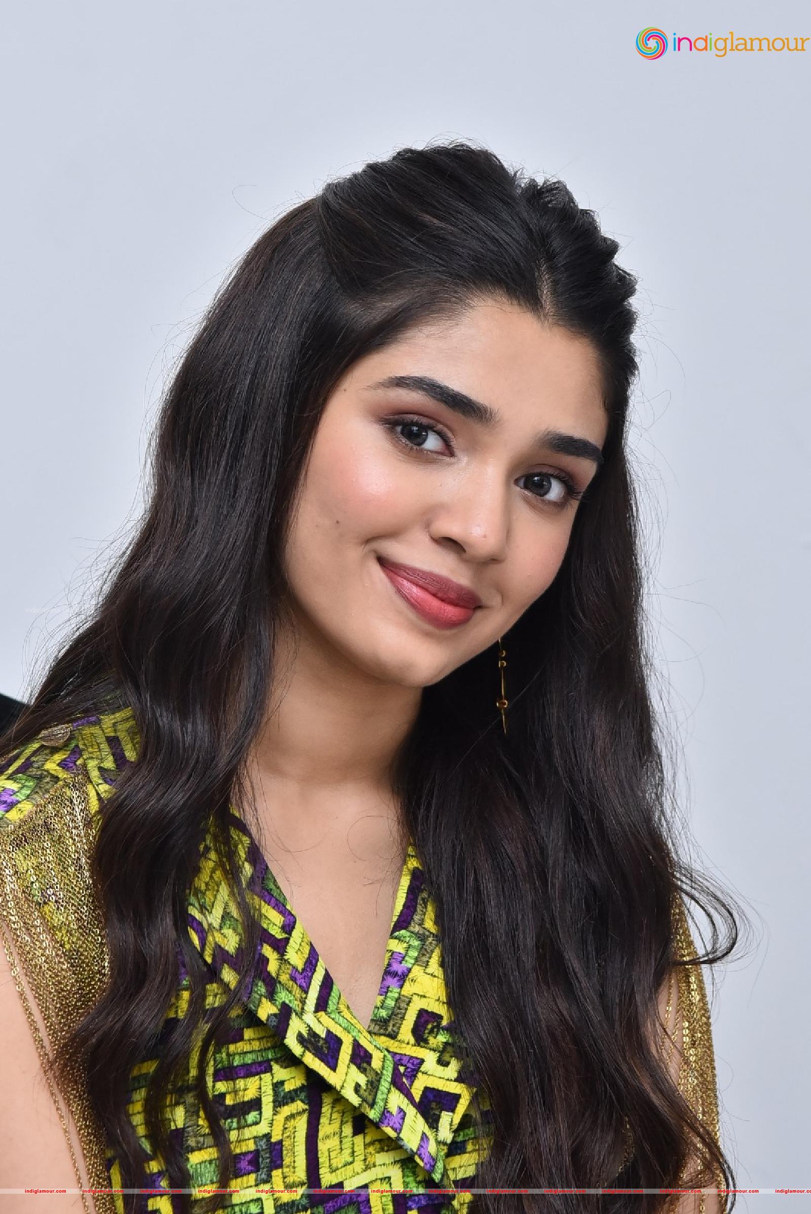 Krithi Shetty Actress hd photo