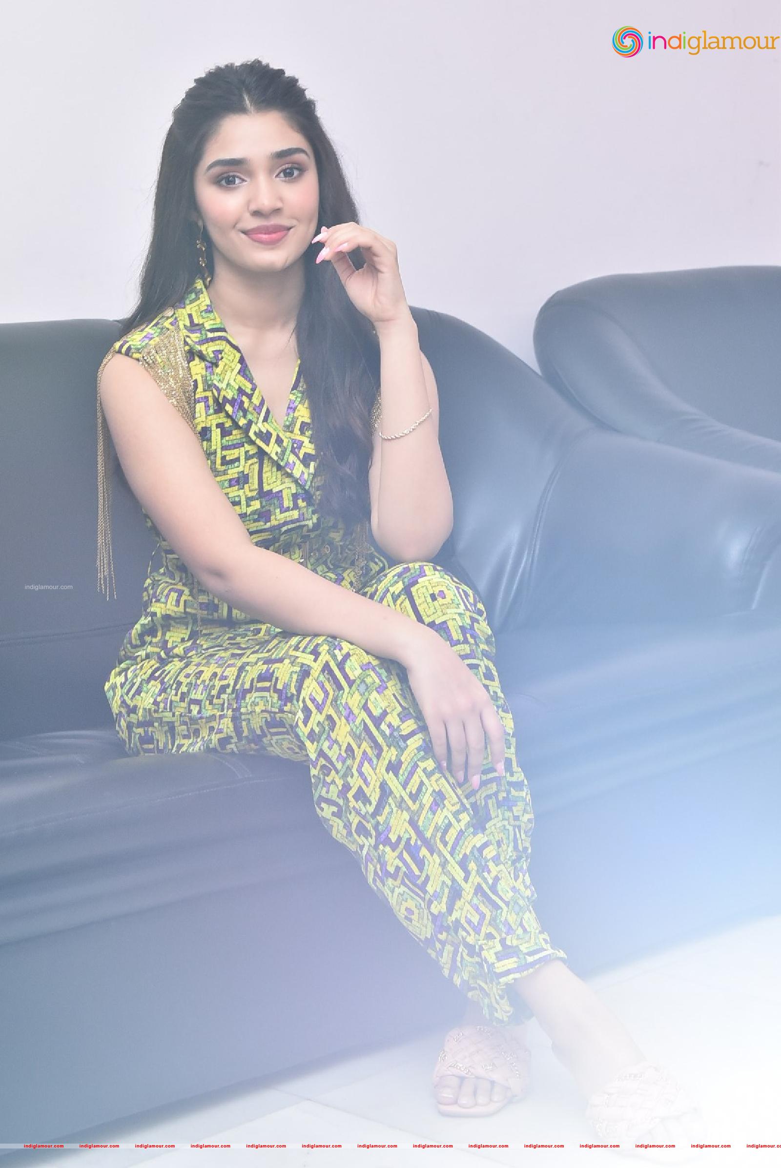 Krithi Shetty Actress hd photo