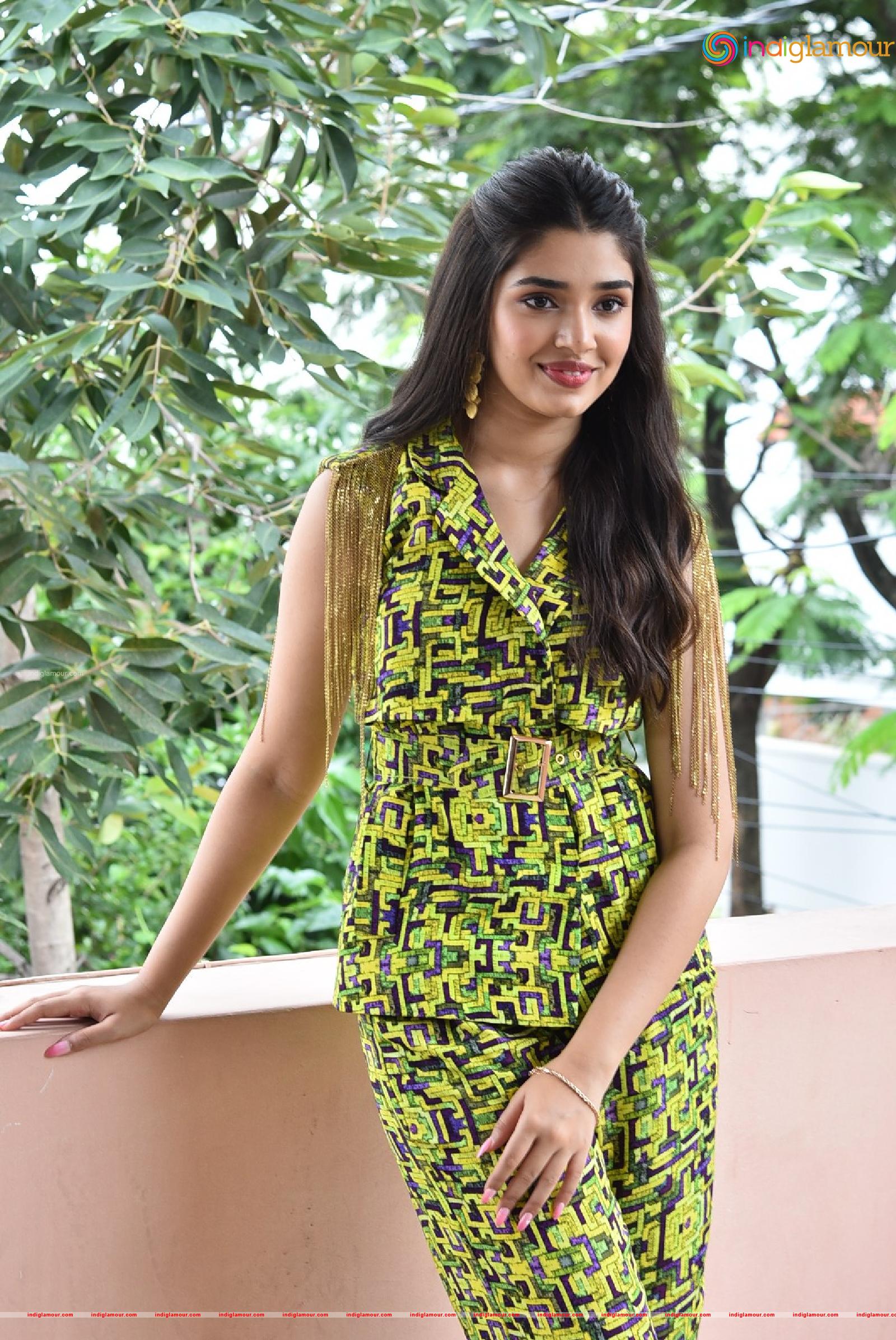 Krithi Shetty Actress hd photo