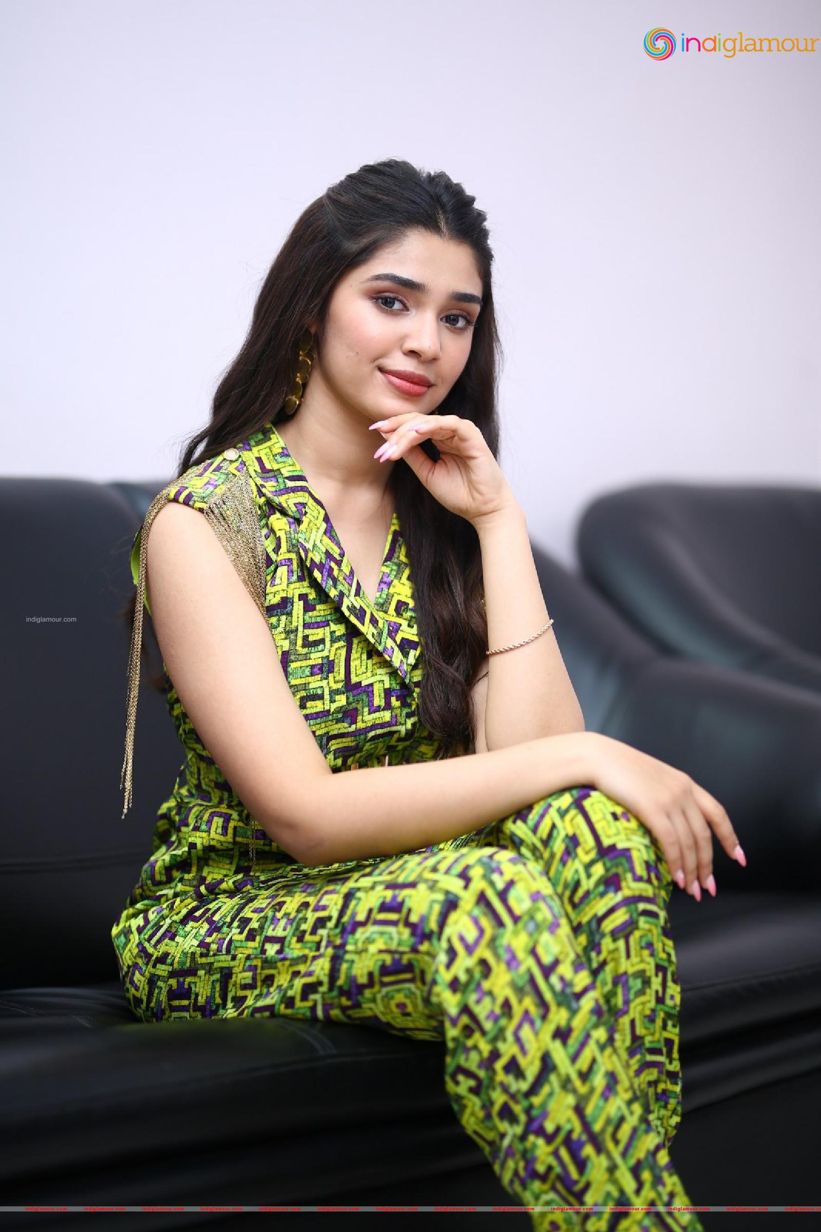 Krithi Shetty Actress hd photo