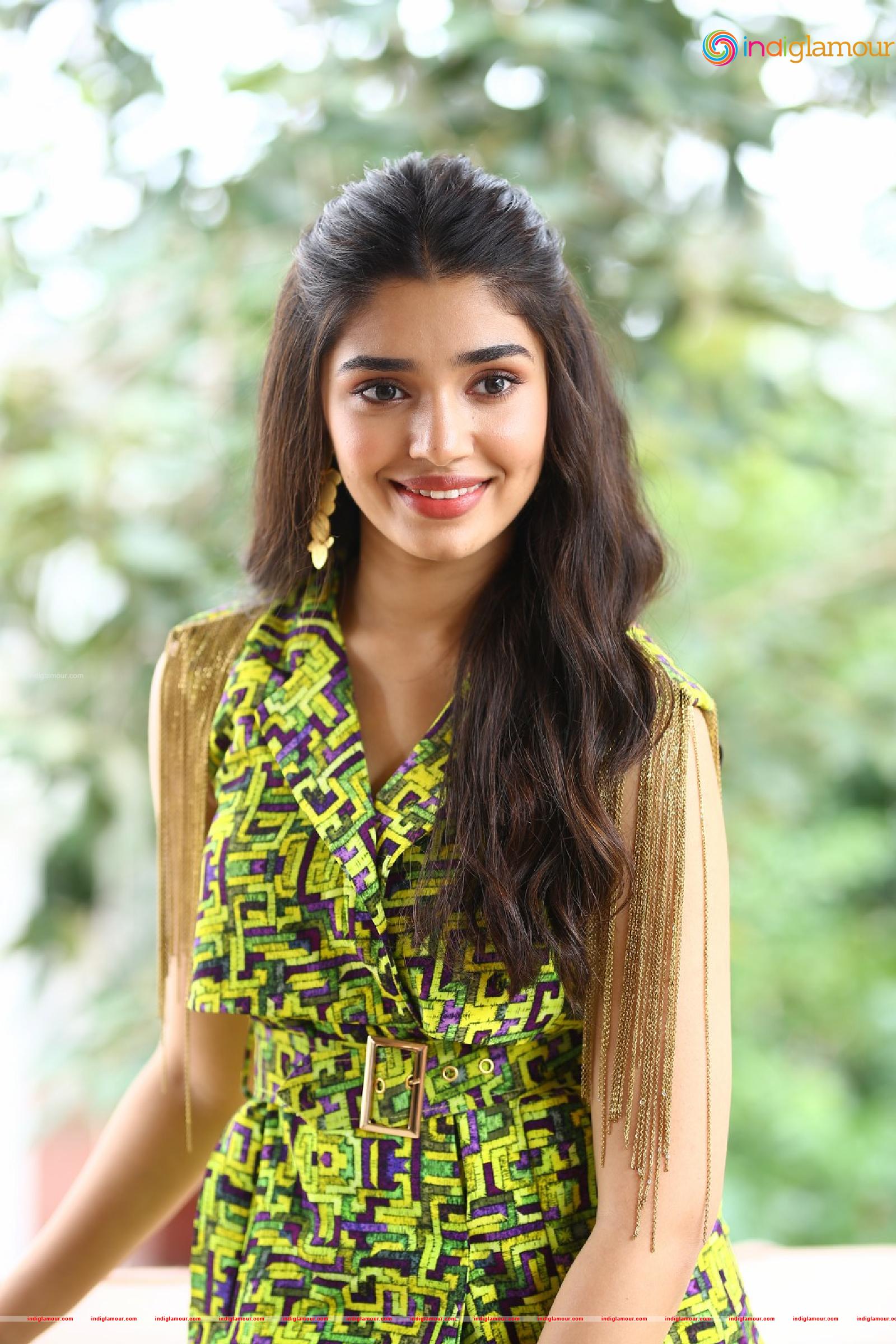 Krithi Shetty Actress hd photo
