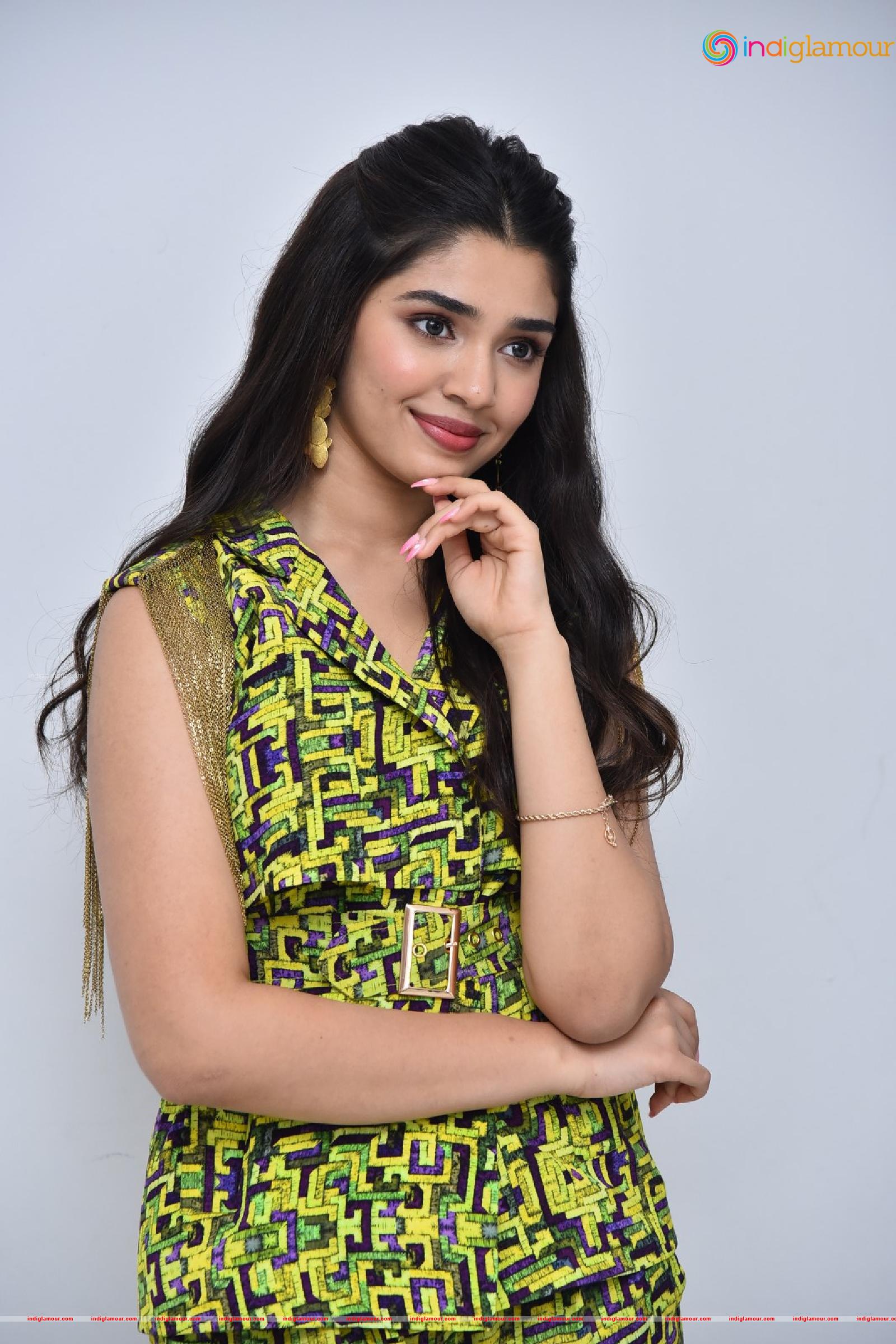 Krithi Shetty Actress hd photo