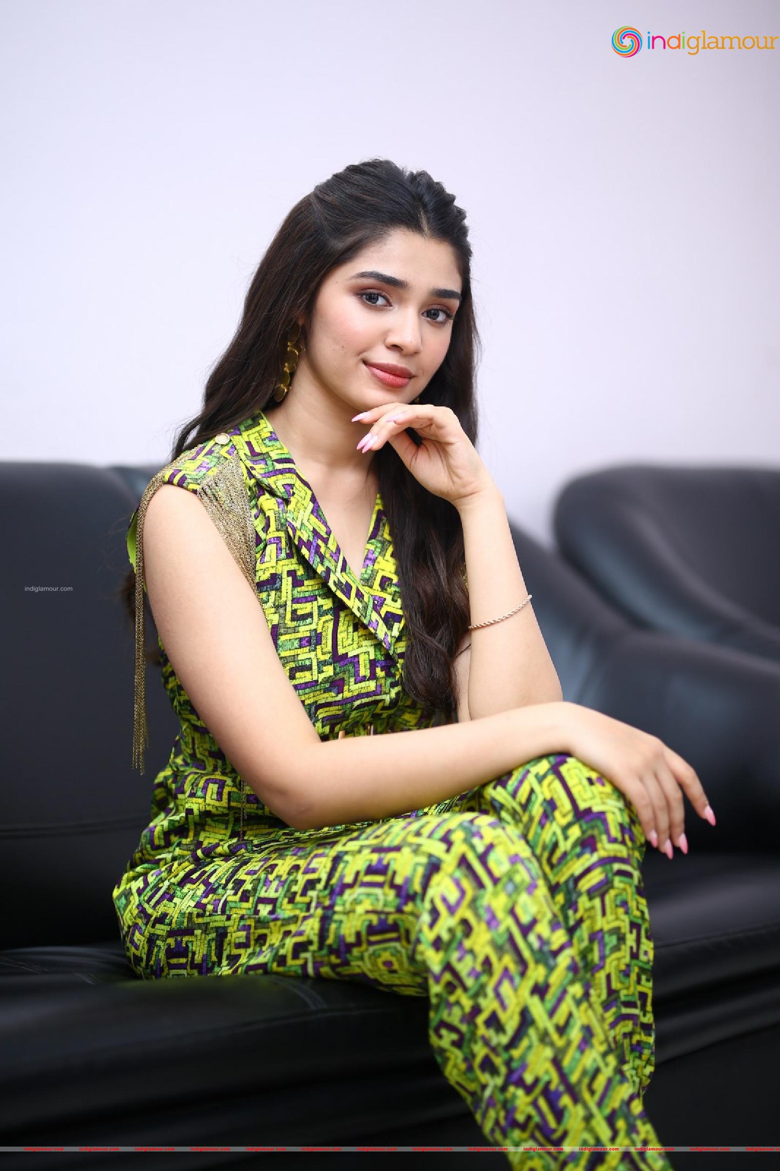 Krithi Shetty Actress hd photo