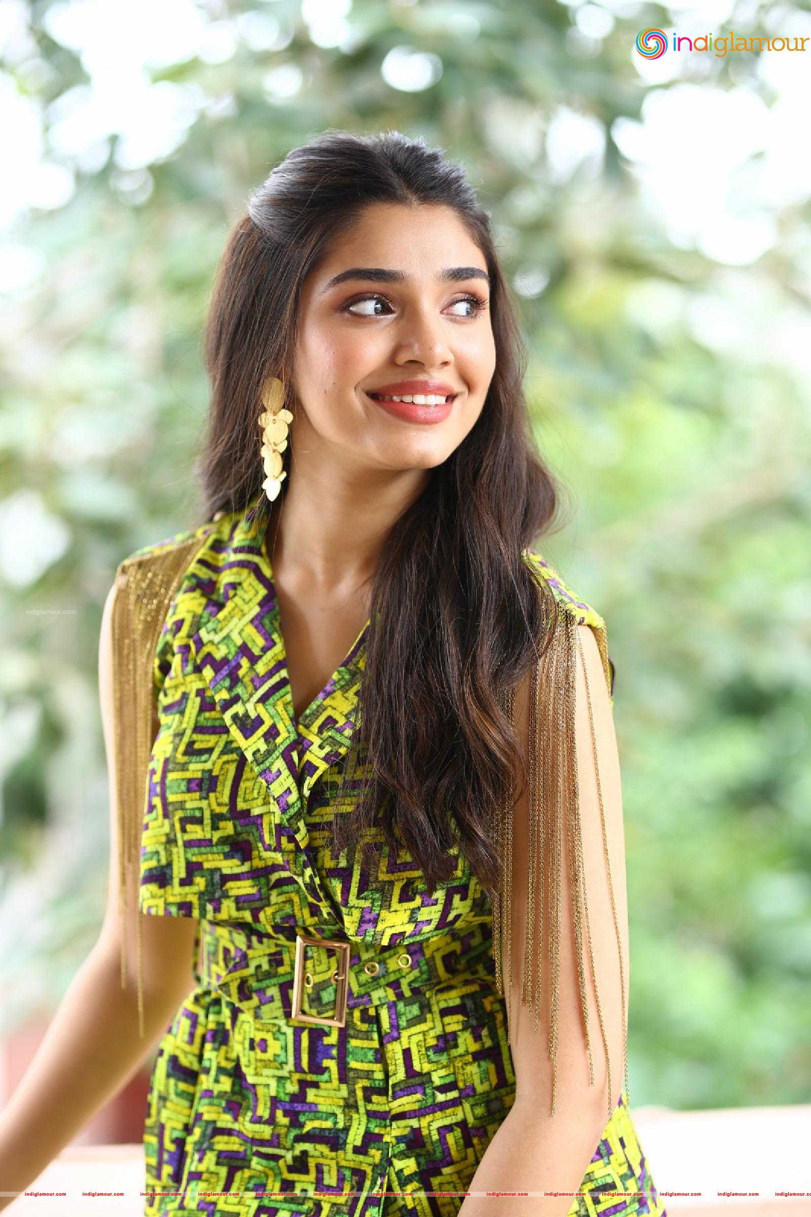 Krithi Shetty Actress hd photo