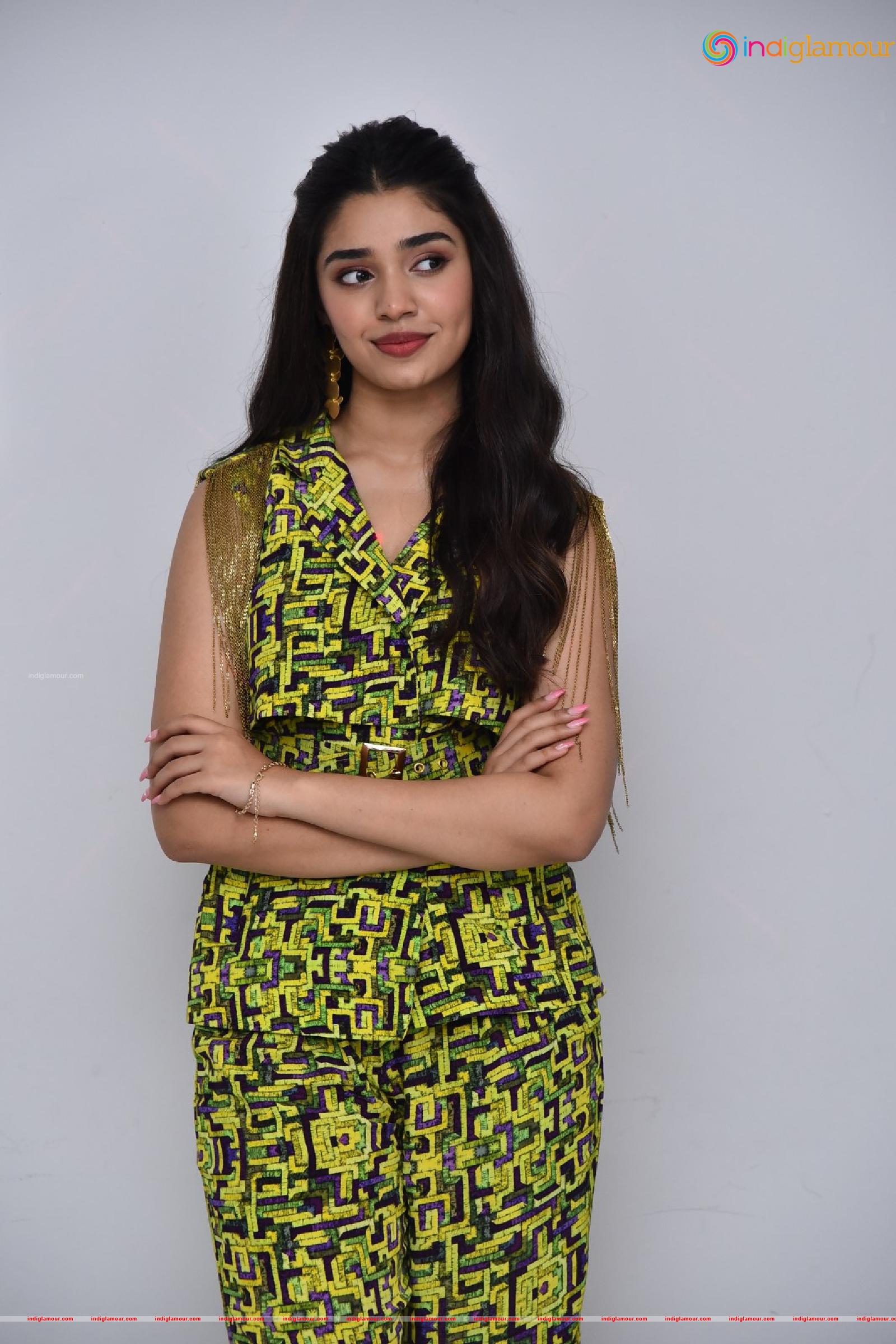 Krithi Shetty Actress hd photo