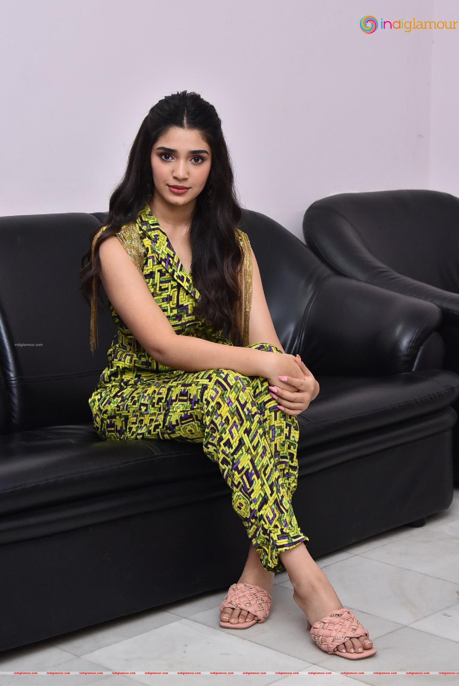 Krithi Shetty Actress hd photo
