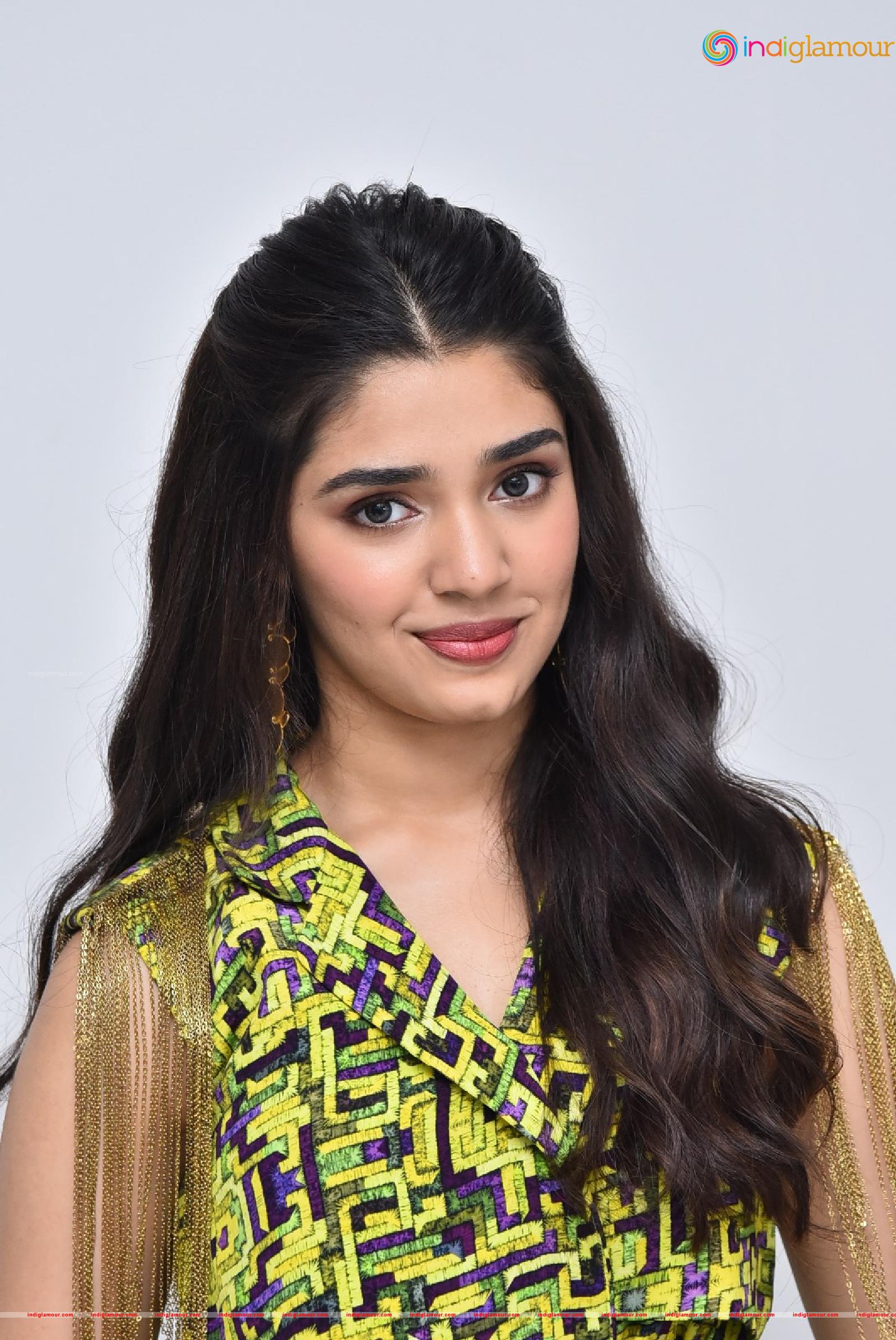 Krithi Shetty Actress hd photo